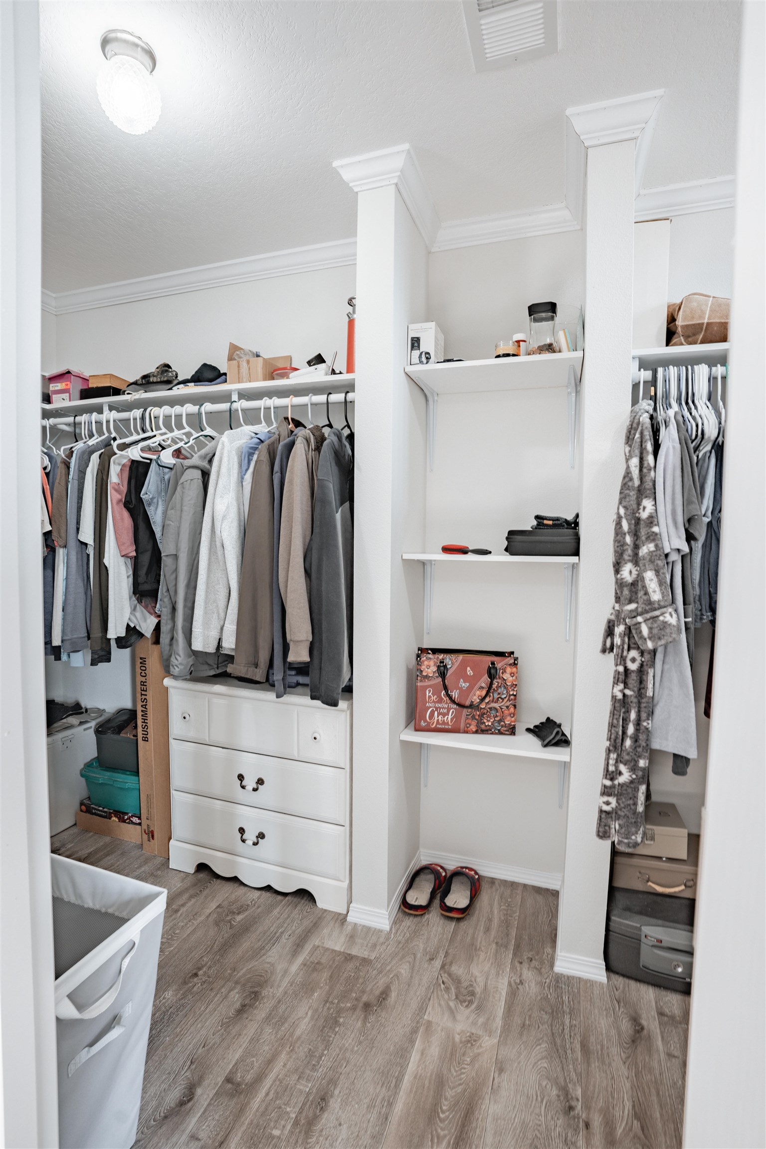 517 Thorofare St, Central City, Kentucky 42330, 3 Bedrooms Bedrooms, ,2 BathroomsBathrooms,Single Family Residence,For Sale,Thorofare St,93783