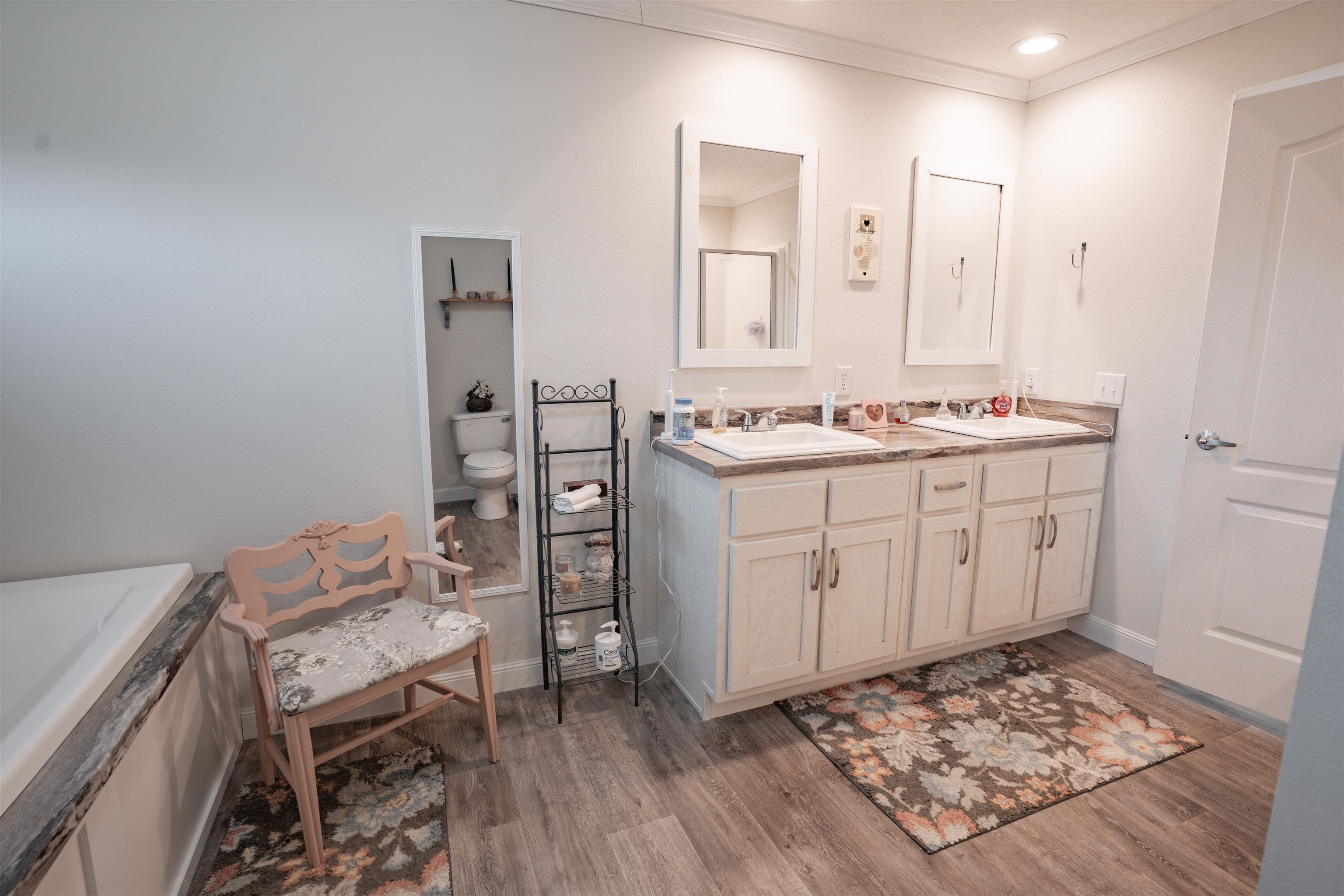 517 Thorofare St, Central City, Kentucky 42330, 3 Bedrooms Bedrooms, ,2 BathroomsBathrooms,Single Family Residence,For Sale,Thorofare St,93783