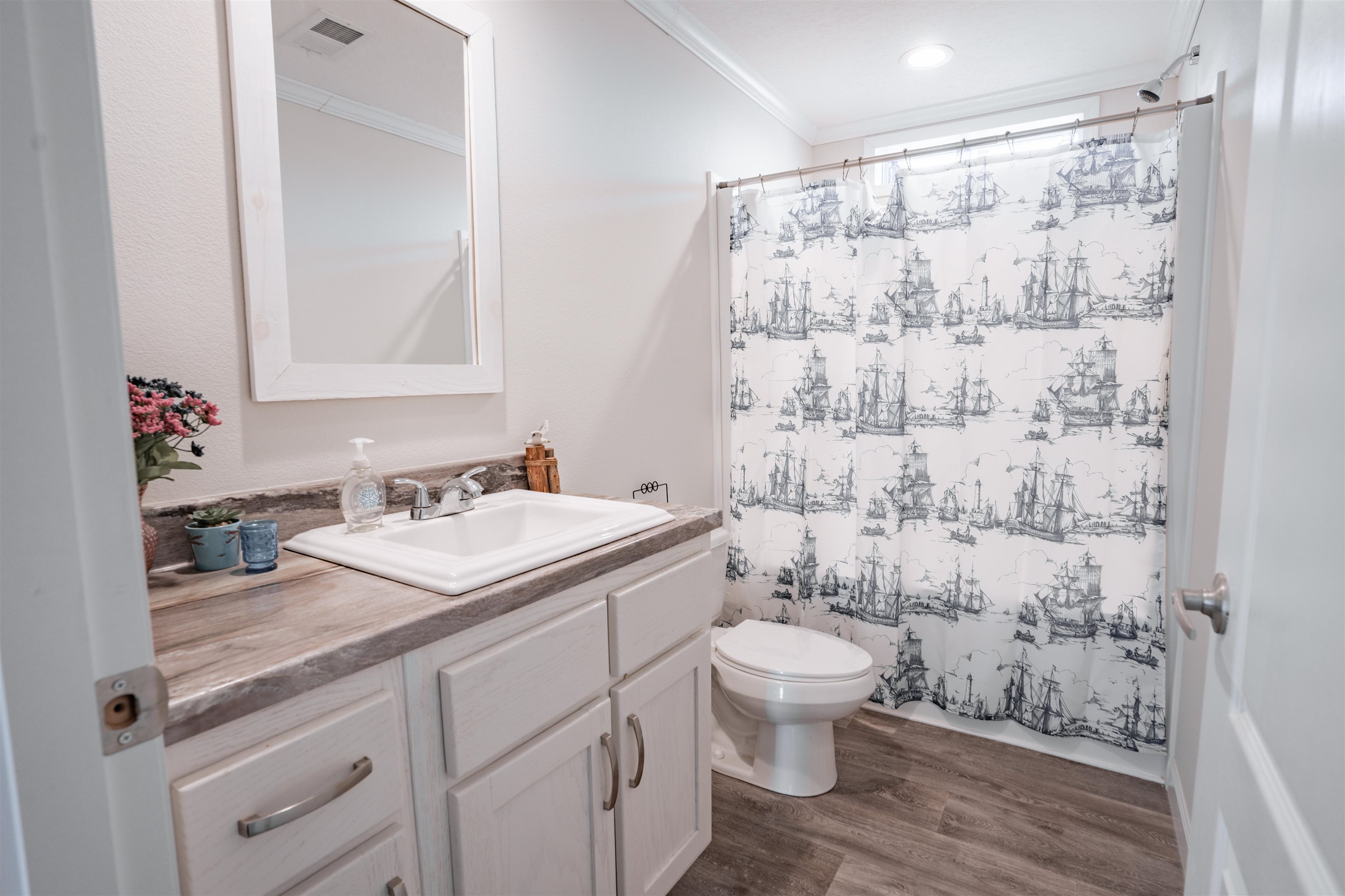 517 Thorofare St, Central City, Kentucky 42330, 3 Bedrooms Bedrooms, ,2 BathroomsBathrooms,Single Family Residence,For Sale,Thorofare St,93783