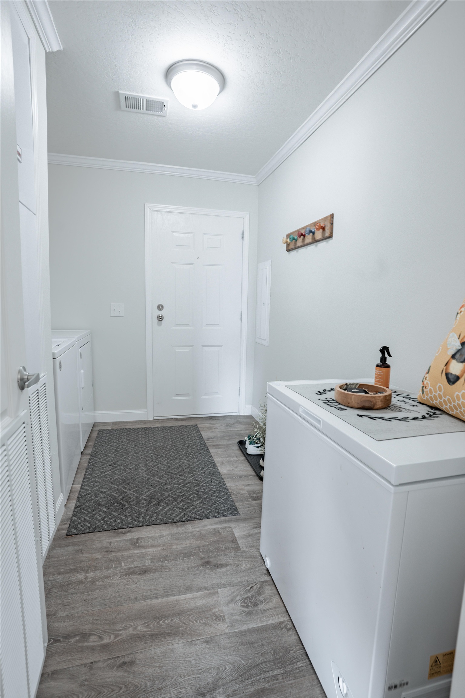 517 Thorofare St, Central City, Kentucky 42330, 3 Bedrooms Bedrooms, ,2 BathroomsBathrooms,Single Family Residence,For Sale,Thorofare St,93783