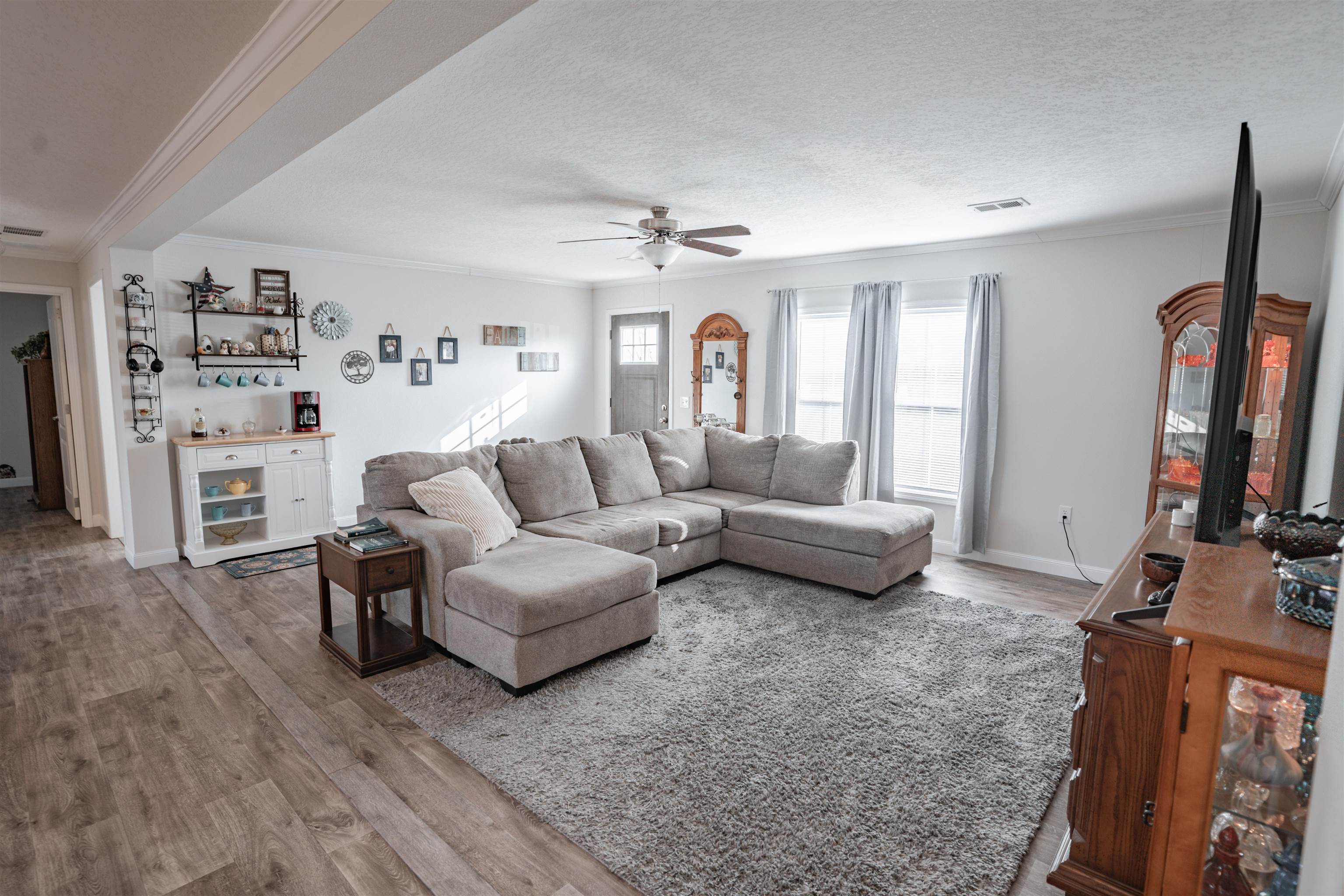 517 Thorofare St, Central City, Kentucky 42330, 3 Bedrooms Bedrooms, ,2 BathroomsBathrooms,Single Family Residence,For Sale,Thorofare St,93783