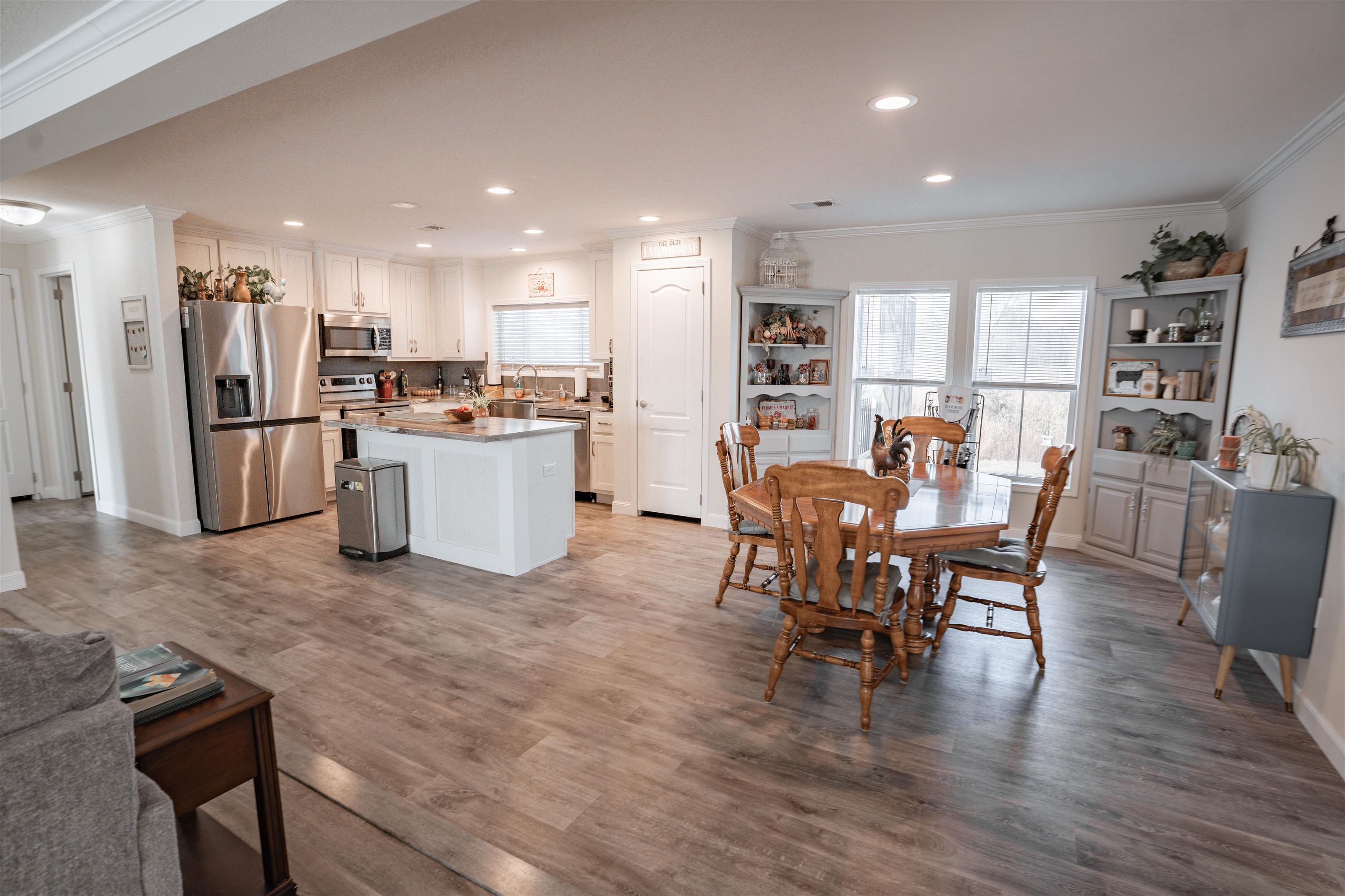 517 Thorofare St, Central City, Kentucky 42330, 3 Bedrooms Bedrooms, ,2 BathroomsBathrooms,Single Family Residence,For Sale,Thorofare St,93783