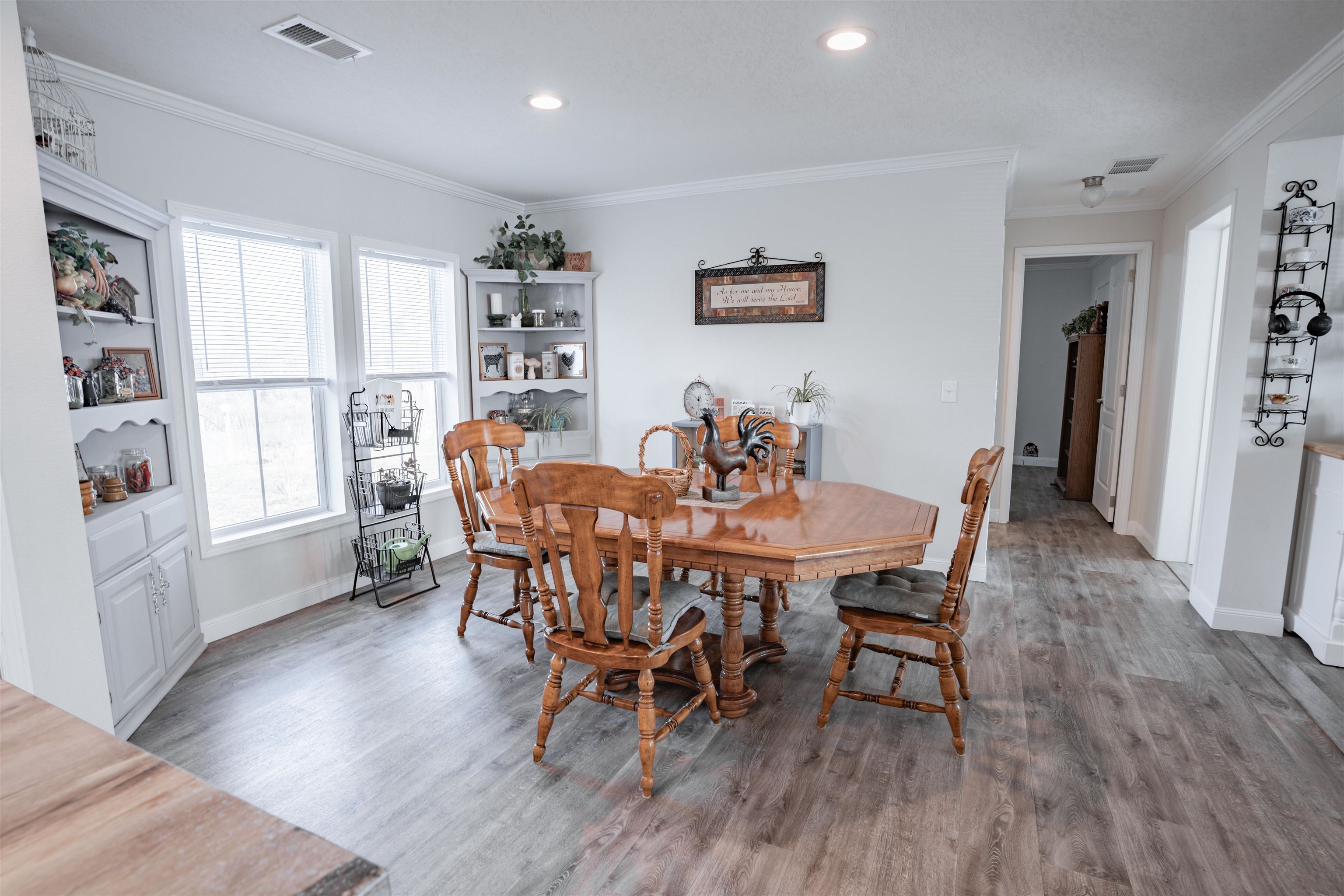 517 Thorofare St, Central City, Kentucky 42330, 3 Bedrooms Bedrooms, ,2 BathroomsBathrooms,Single Family Residence,For Sale,Thorofare St,93783