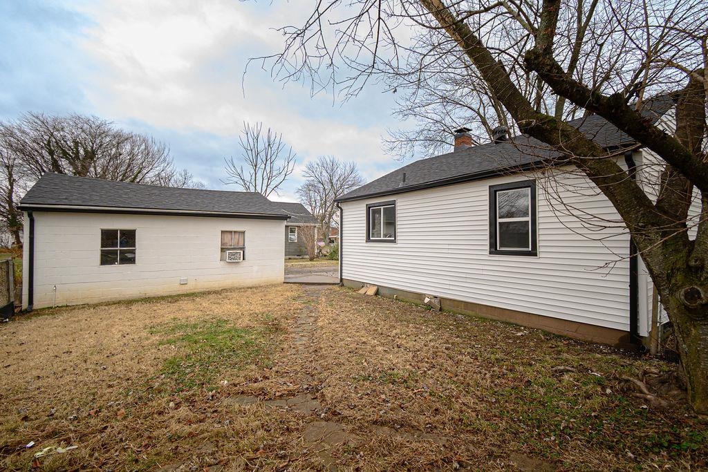 1723 Burdette Court, Owensboro, Kentucky 42301, 2 Bedrooms Bedrooms, ,1 BathroomBathrooms,Single Family Residence,For Sale,Burdette Court,93787