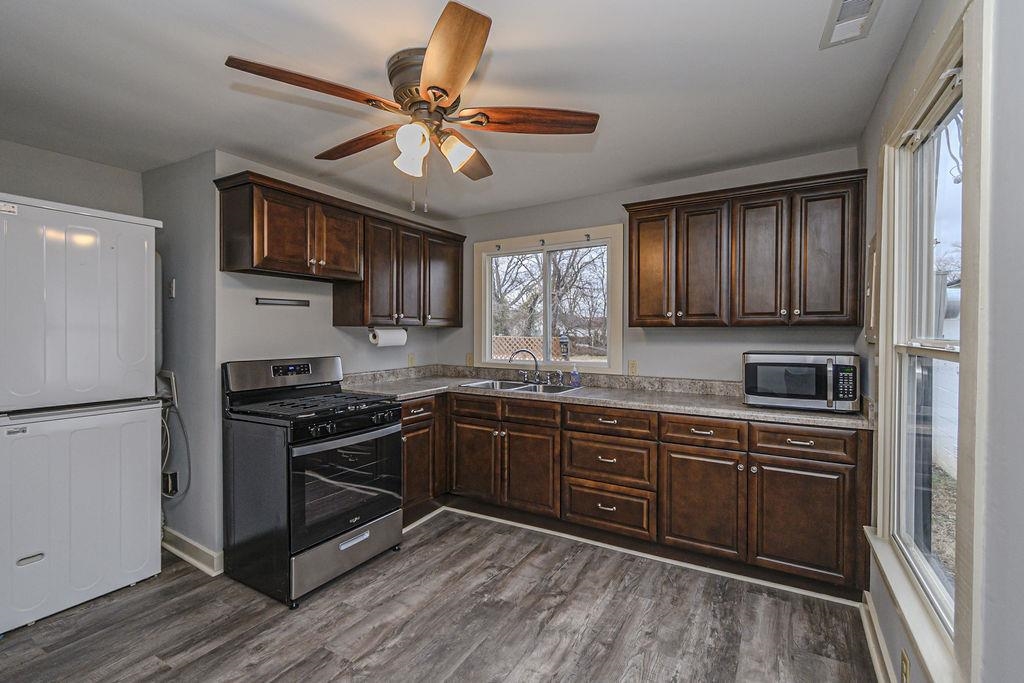 1723 Burdette Court, Owensboro, Kentucky 42301, 2 Bedrooms Bedrooms, ,1 BathroomBathrooms,Single Family Residence,For Sale,Burdette Court,93787