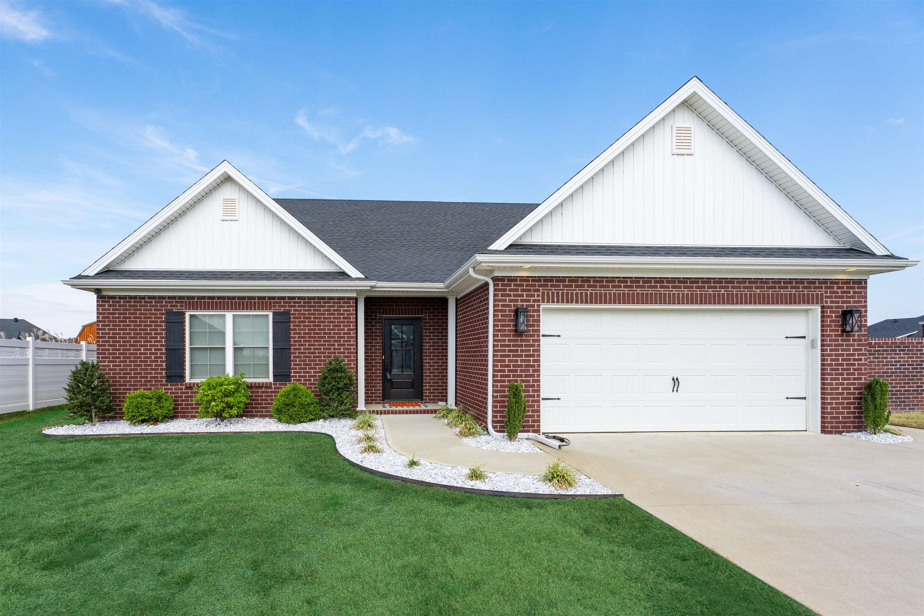 6427 Ridge Brook Cove, Owensboro, Kentucky 42301, 4 Bedrooms Bedrooms, ,3 BathroomsBathrooms,Single Family Residence,For Sale,Ridge Brook Cove,93790