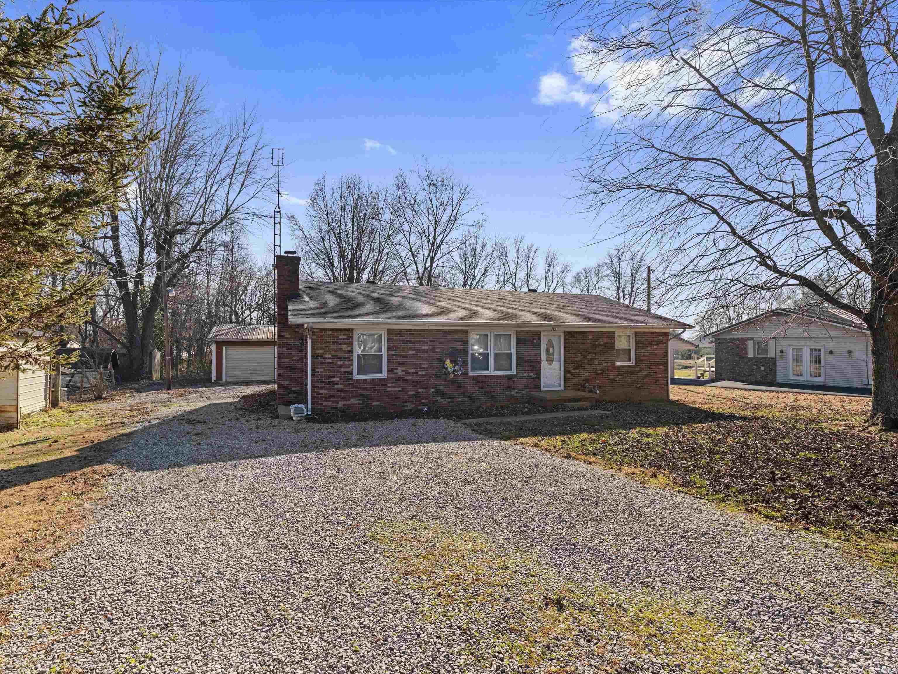 715 Shacklett Dr., Sacramento, Kentucky 42372-0000, 2 Bedrooms Bedrooms, ,1 BathroomBathrooms,Single Family Residence,For Sale,Shacklett Dr.,93792
