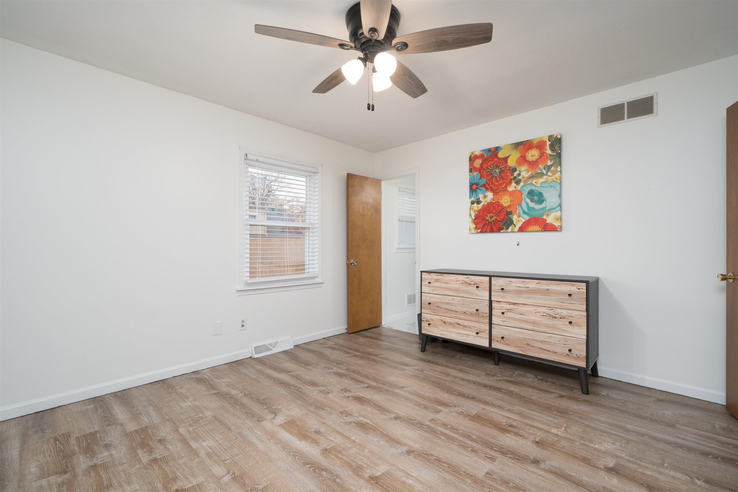 3521 Queens Way, Owensboro, Kentucky 42301, 3 Bedrooms Bedrooms, ,3 BathroomsBathrooms,Single Family Residence,For Sale,Queens Way,93794