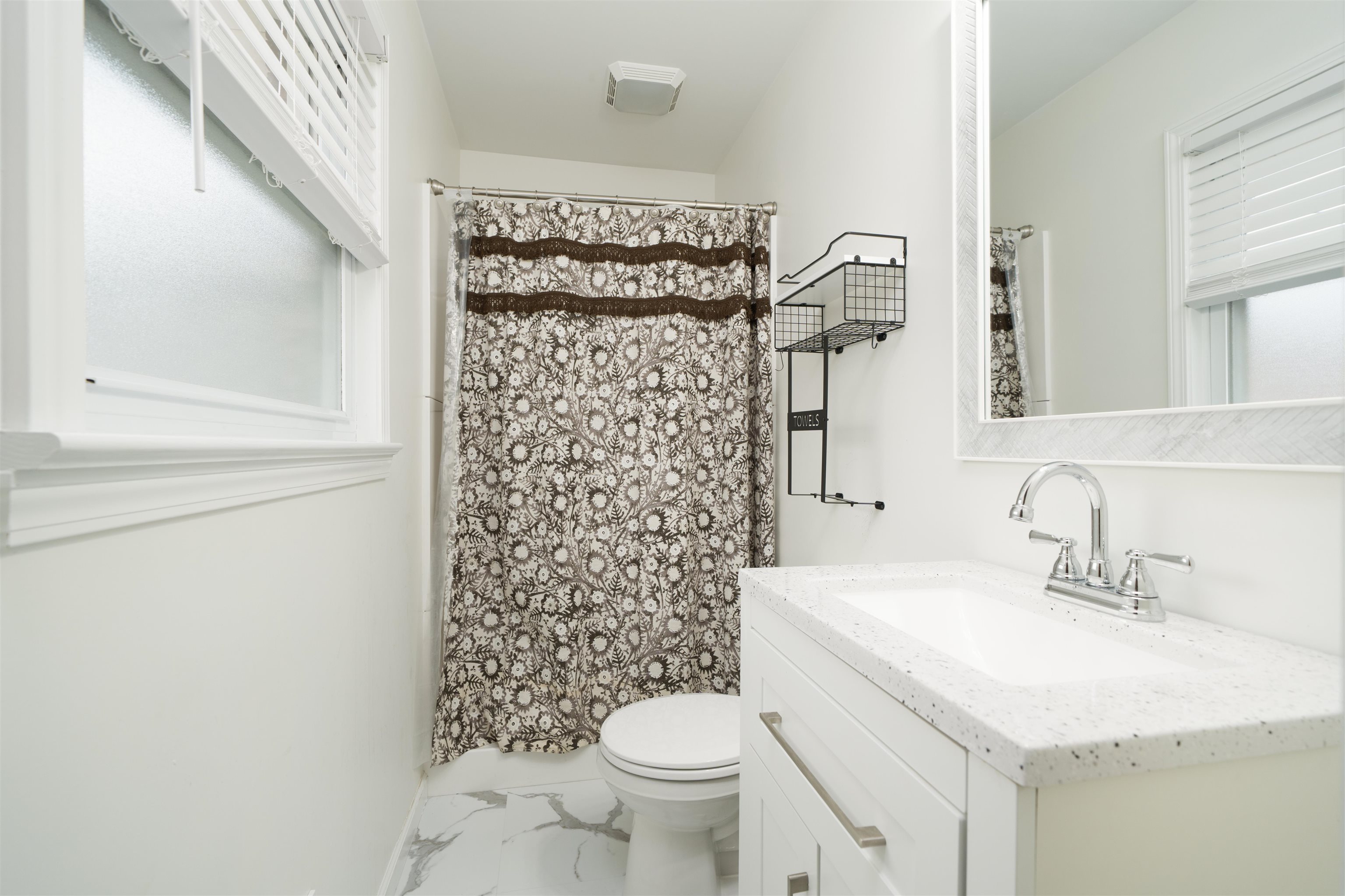 3521 Queens Way, Owensboro, Kentucky 42301, 3 Bedrooms Bedrooms, ,3 BathroomsBathrooms,Single Family Residence,For Sale,Queens Way,93794