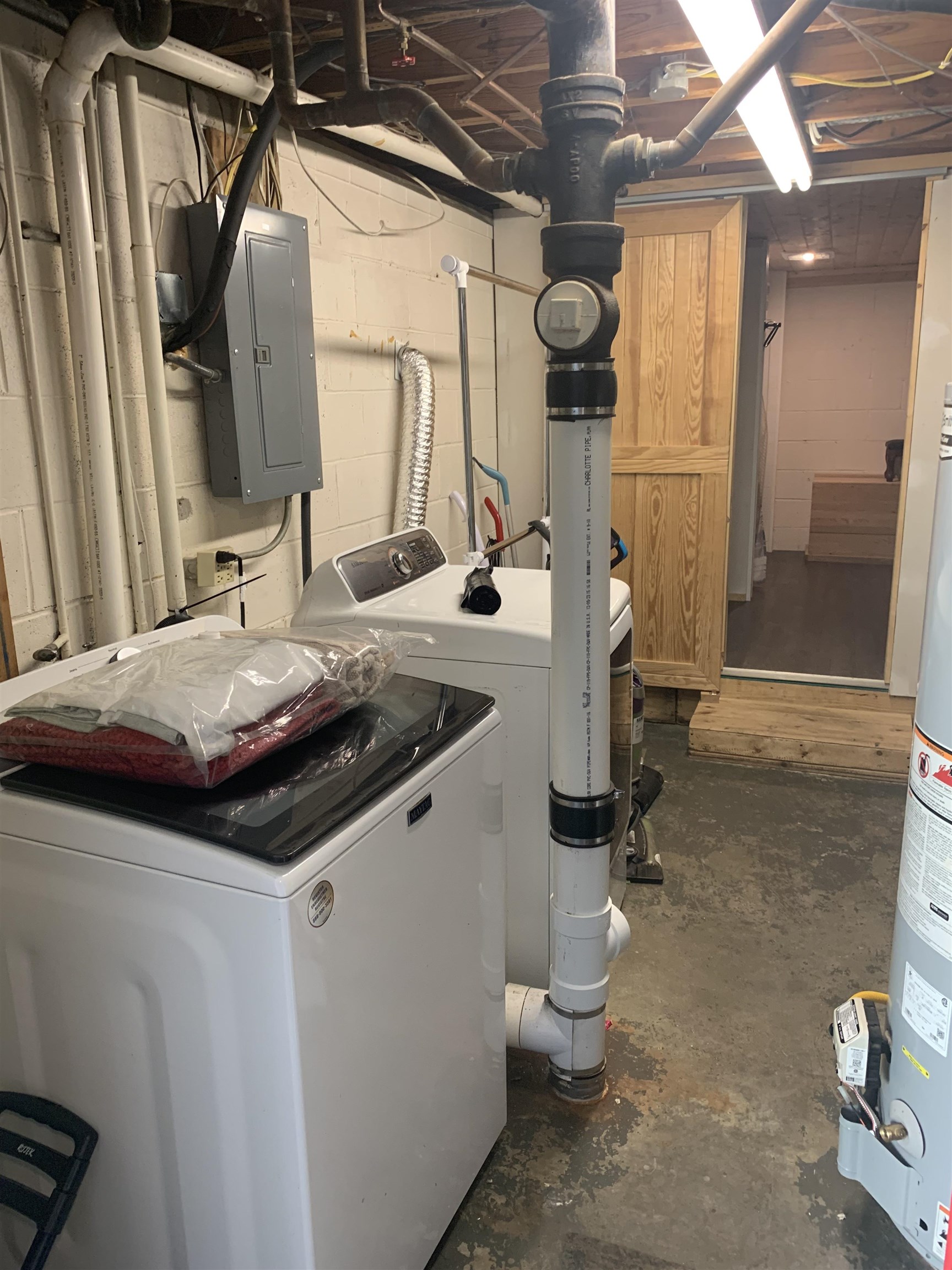 1331 Gilbert Lane, Owensboro, Kentucky 42303, 3 Bedrooms Bedrooms, ,2 BathroomsBathrooms,Single Family Residence,For Sale,Gilbert Lane,93798