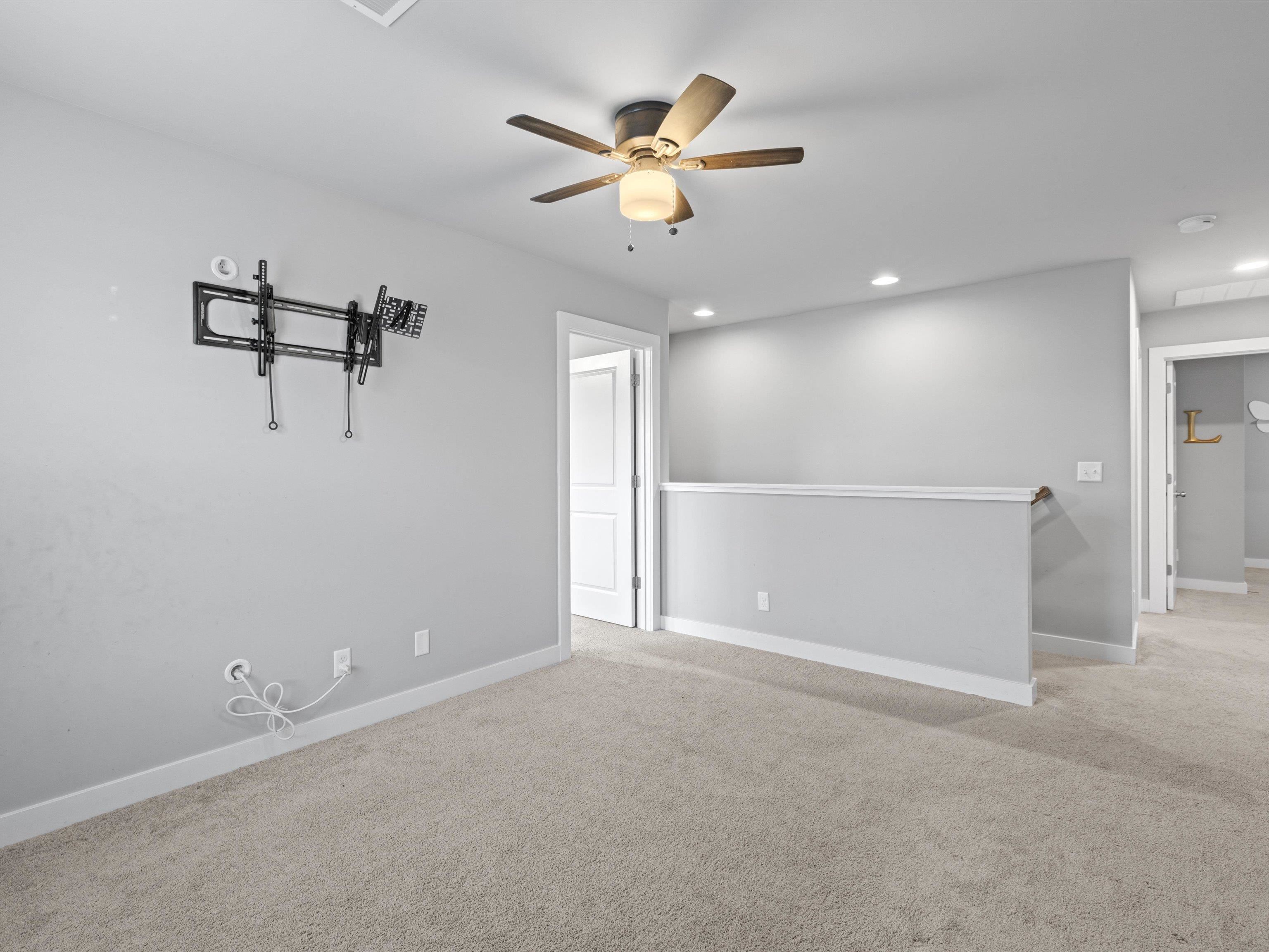 1901 Whispering Meadows Dr, Owensboro, Kentucky 42301, 4 Bedrooms Bedrooms, ,2 BathroomsBathrooms,Single Family Residence,For Sale,Whispering Meadows Dr,93799