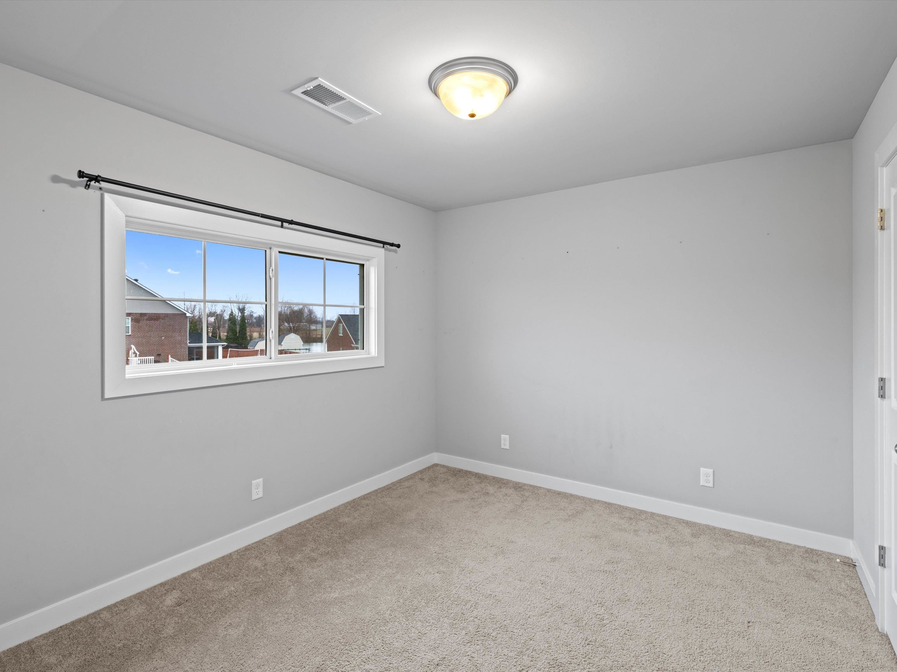 1901 Whispering Meadows Dr, Owensboro, Kentucky 42301, 4 Bedrooms Bedrooms, ,2 BathroomsBathrooms,Single Family Residence,For Sale,Whispering Meadows Dr,93799