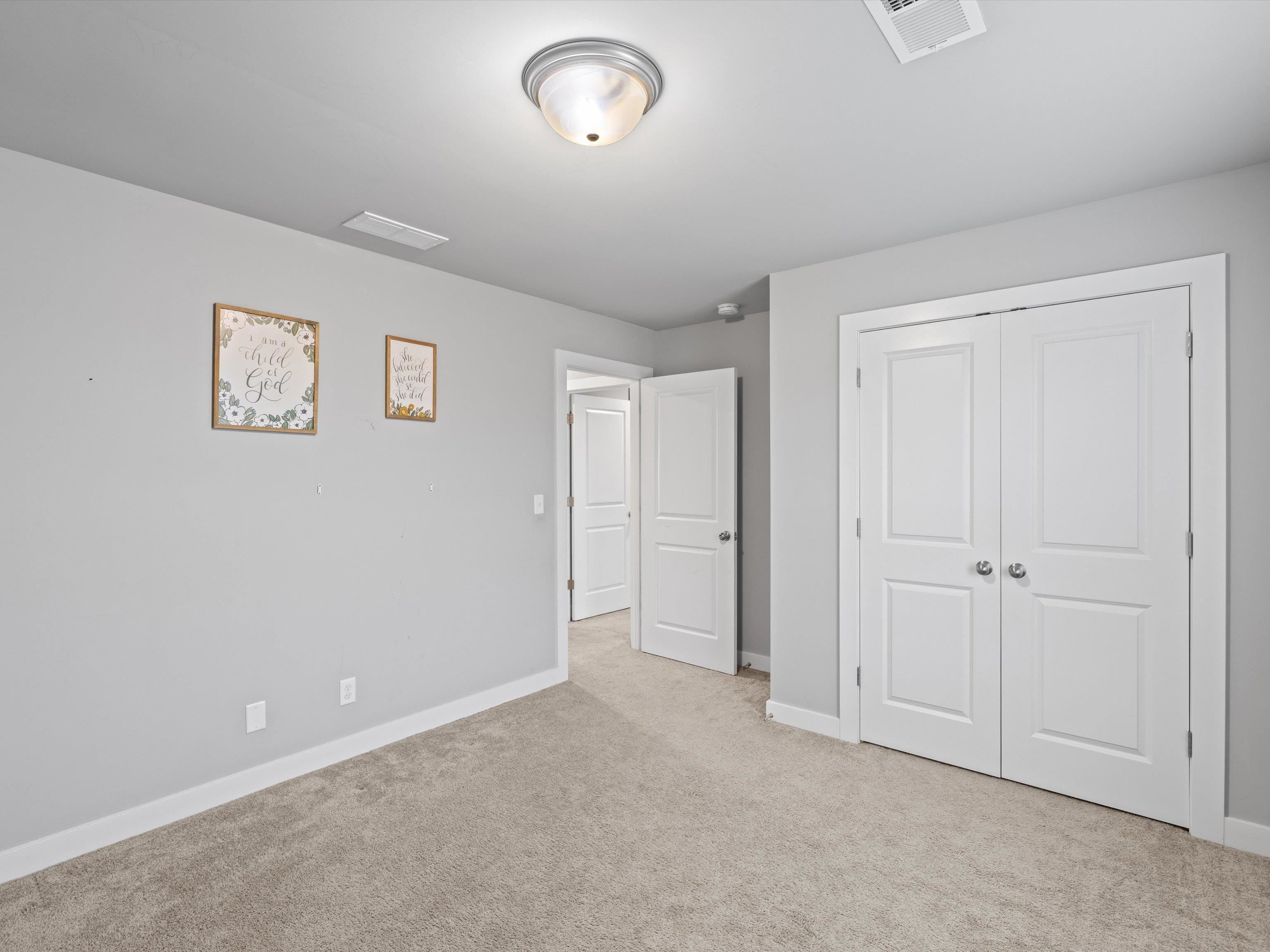 1901 Whispering Meadows Dr, Owensboro, Kentucky 42301, 4 Bedrooms Bedrooms, ,2 BathroomsBathrooms,Single Family Residence,For Sale,Whispering Meadows Dr,93799