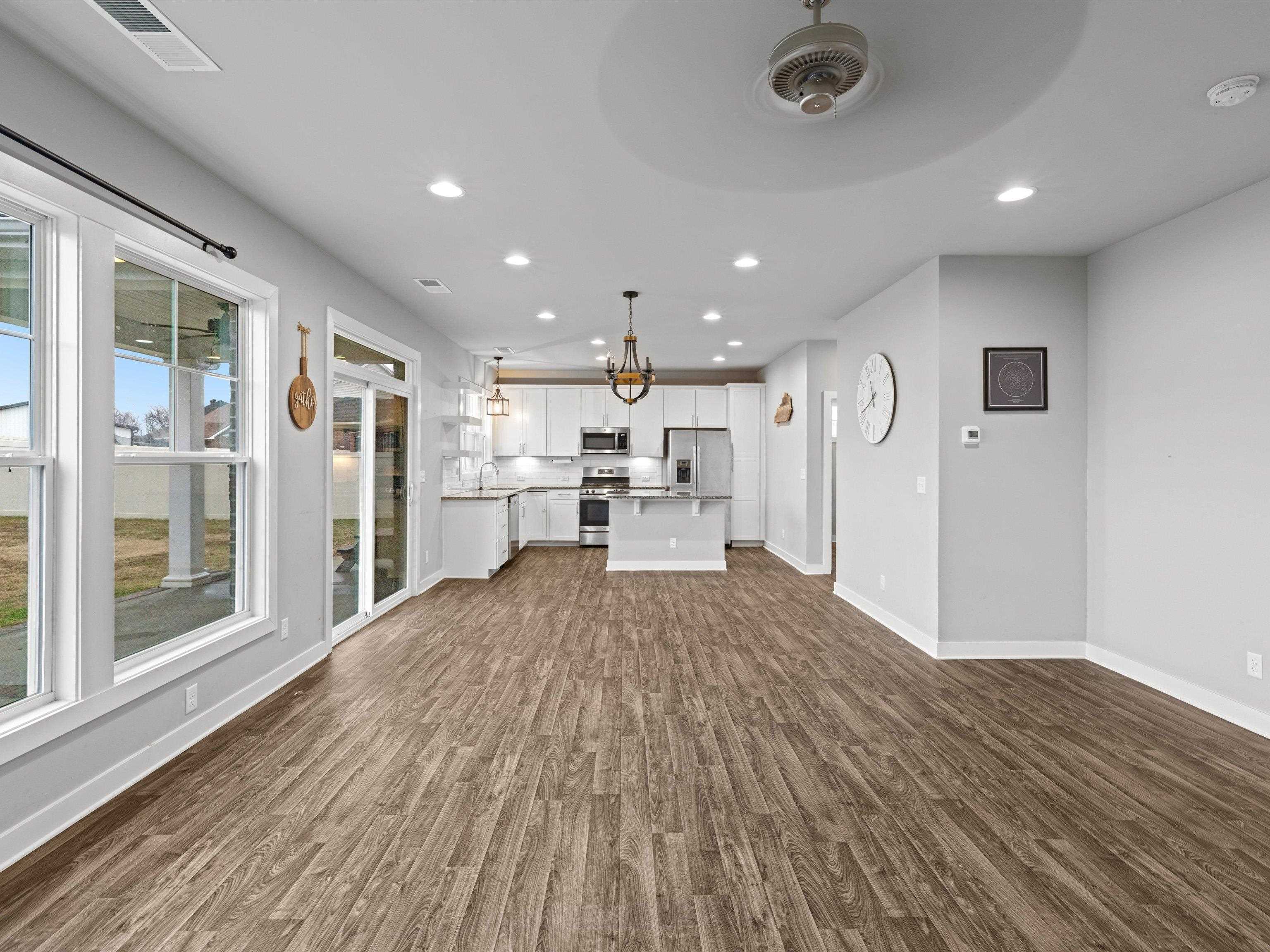 1901 Whispering Meadows Dr, Owensboro, Kentucky 42301, 4 Bedrooms Bedrooms, ,2 BathroomsBathrooms,Single Family Residence,For Sale,Whispering Meadows Dr,93799