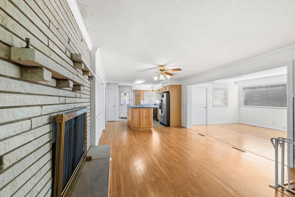 1424 College Drive, Owensboro, Kentucky 42301, 3 Bedrooms Bedrooms, ,2 BathroomsBathrooms,Single Family Residence,For Sale,College Drive,93803