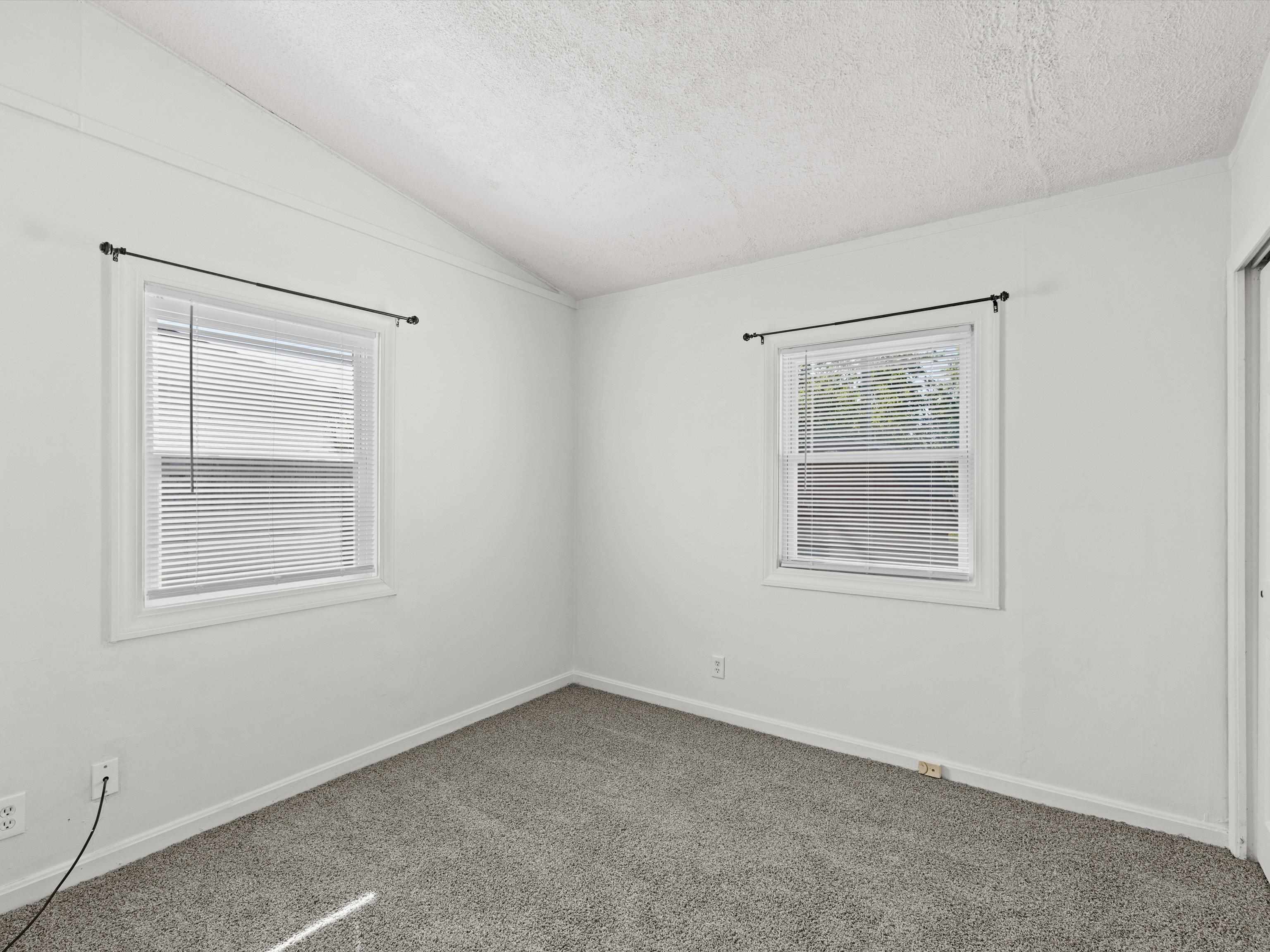 737 Jed Place, Owensboro, Kentucky 42301, 3 Bedrooms Bedrooms, ,1 BathroomBathrooms,Single Family Residence,For Sale,Jed Place,93805