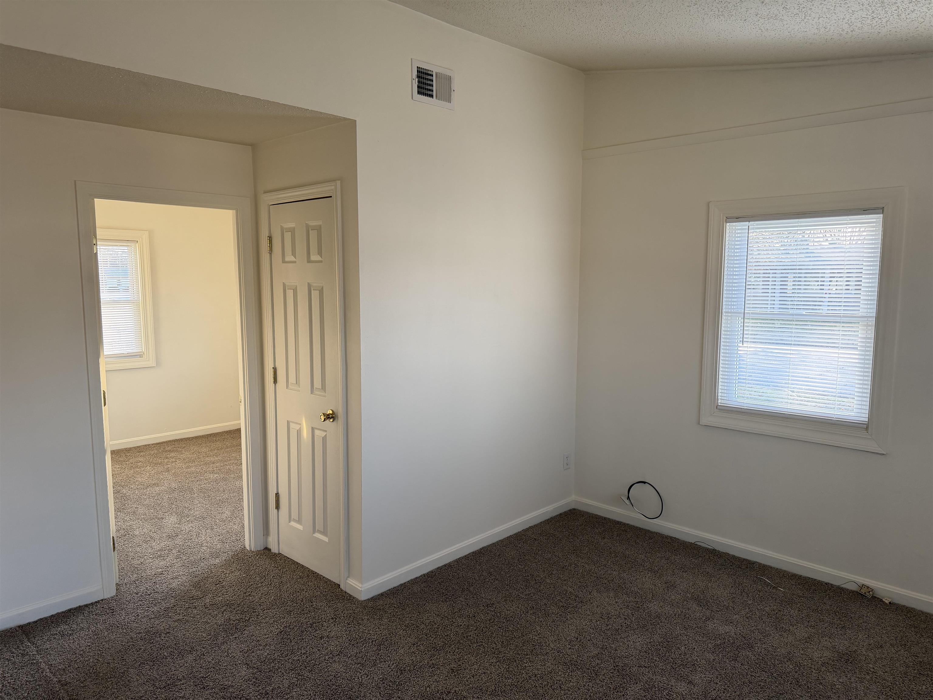 737 Jed Place, Owensboro, Kentucky 42301, 3 Bedrooms Bedrooms, ,1 BathroomBathrooms,Single Family Residence,For Sale,Jed Place,93805