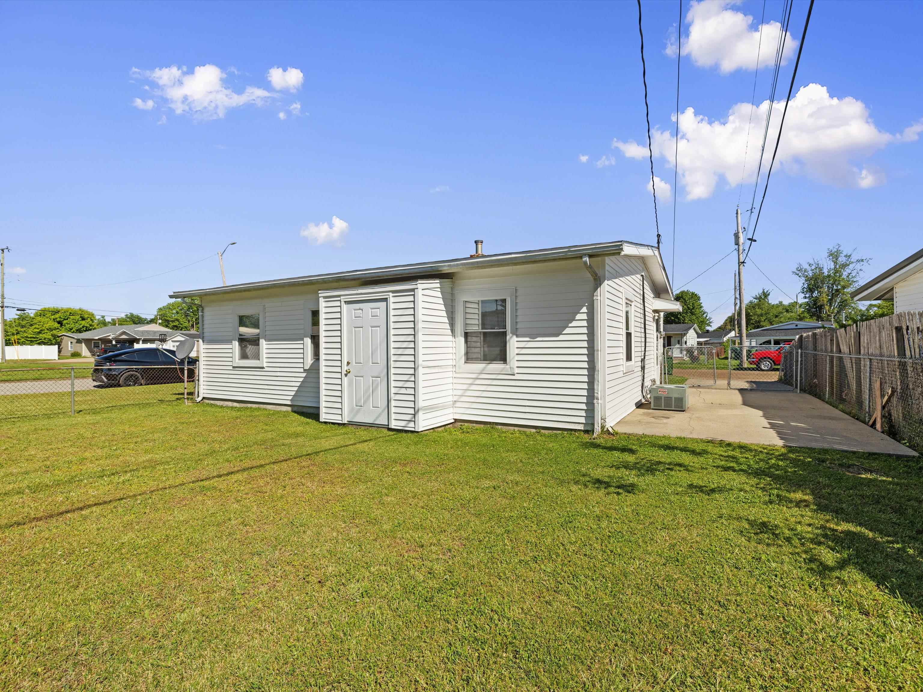 737 Jed Place, Owensboro, Kentucky 42301, 3 Bedrooms Bedrooms, ,1 BathroomBathrooms,Single Family Residence,For Sale,Jed Place,93805