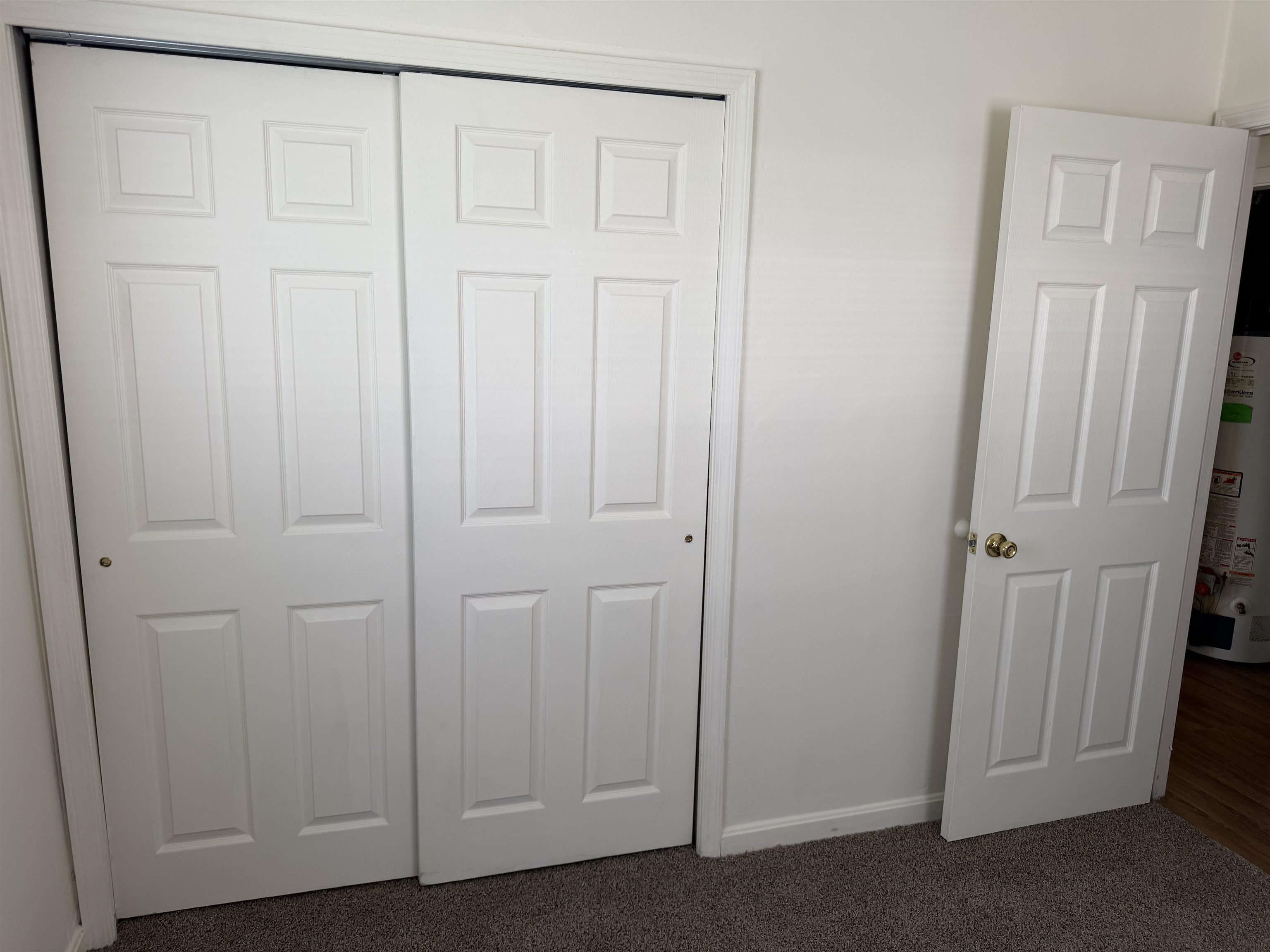 737 Jed Place, Owensboro, Kentucky 42301, 3 Bedrooms Bedrooms, ,1 BathroomBathrooms,Single Family Residence,For Sale,Jed Place,93805