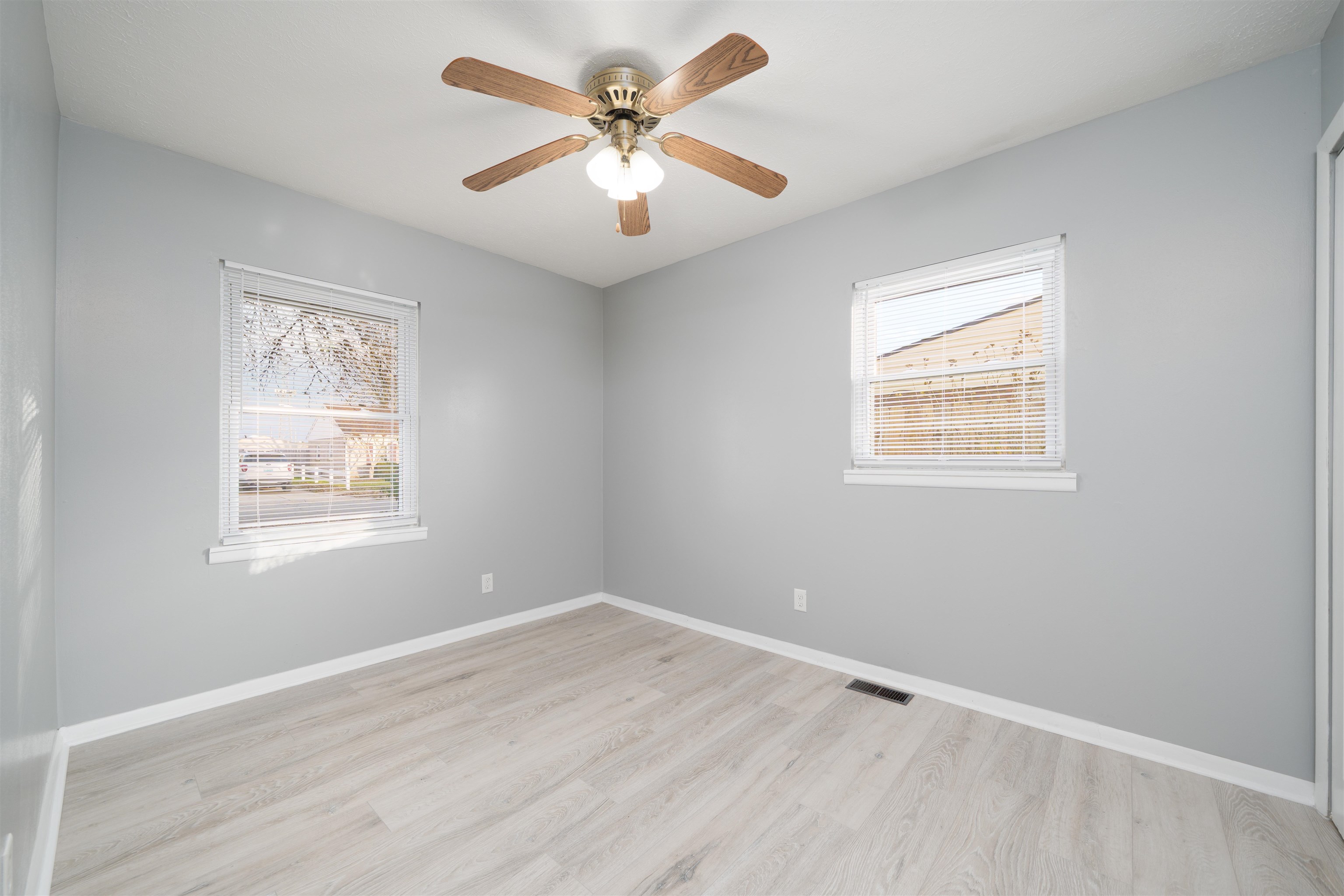 3842 Carpenter Drive, Owensboro, Kentucky 42301, 3 Bedrooms Bedrooms, ,1 BathroomBathrooms,Single Family Residence,For Sale,Carpenter Drive,93810