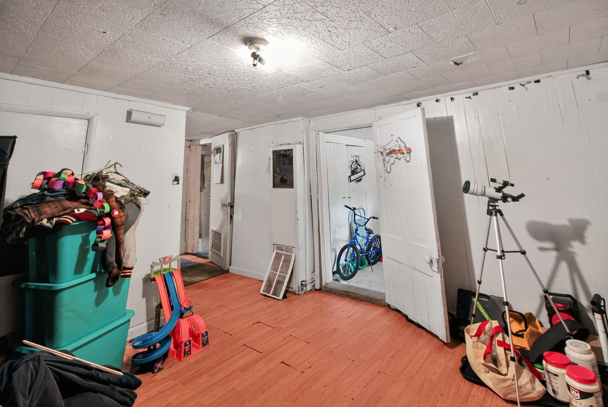 340 Dempsey St., Madisonville, Kentucky 42431, 4 Bedrooms Bedrooms, ,1 BathroomBathrooms,Single Family Residence,For Sale,Dempsey St.,93815