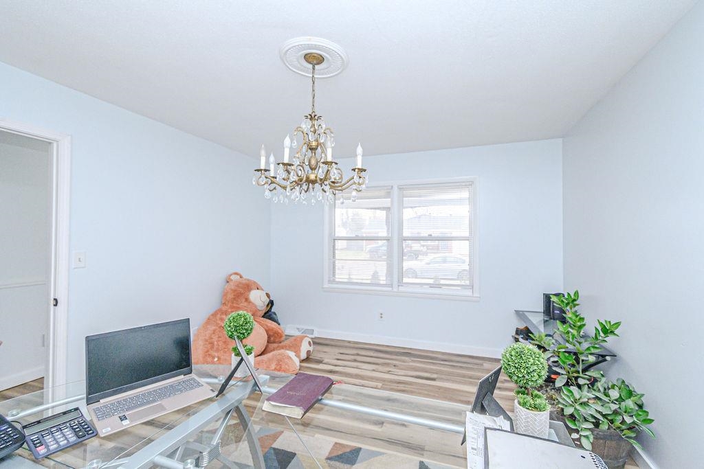 3418 Queens Way, Owensboro, Kentucky 42301, 3 Bedrooms Bedrooms, ,2 BathroomsBathrooms,Single Family Residence,For Sale,Queens Way,93820