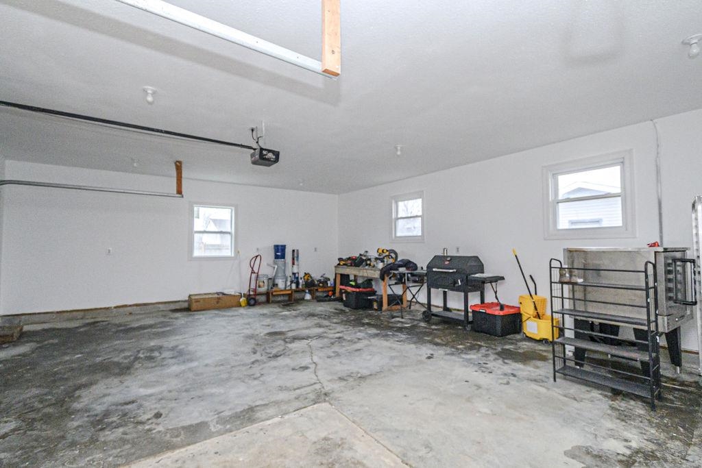 3418 Queens Way, Owensboro, Kentucky 42301, 3 Bedrooms Bedrooms, ,2 BathroomsBathrooms,Single Family Residence,For Sale,Queens Way,93820