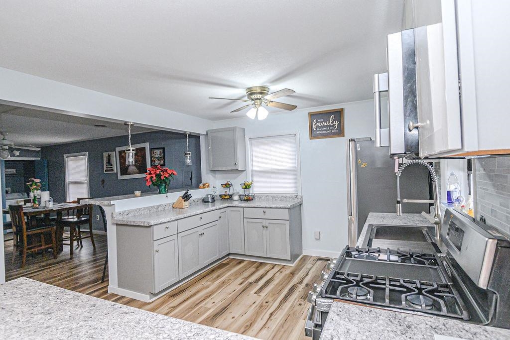 3418 Queens Way, Owensboro, Kentucky 42301, 3 Bedrooms Bedrooms, ,2 BathroomsBathrooms,Single Family Residence,For Sale,Queens Way,93820