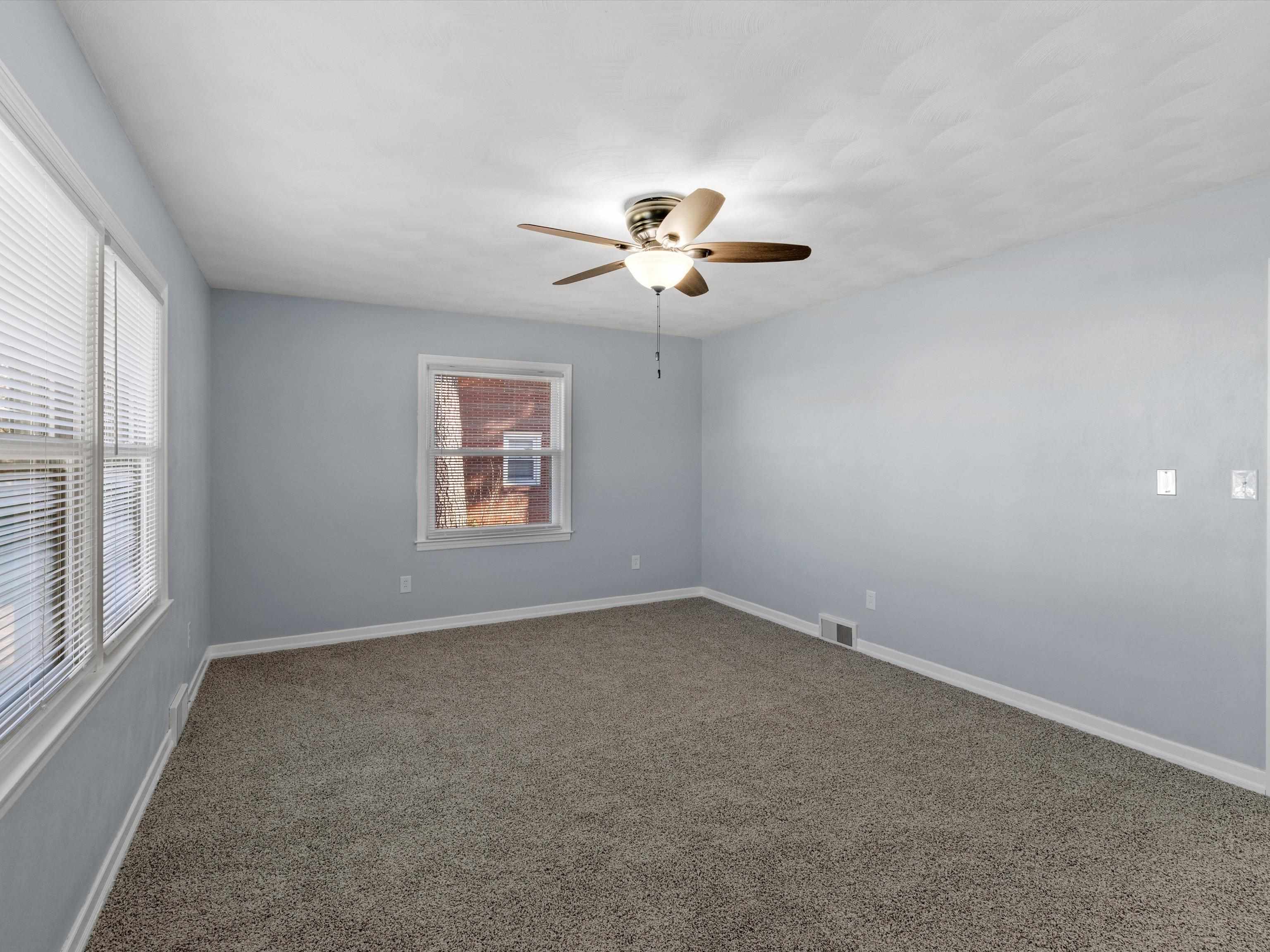 2532 York St, Owensboro, Kentucky 42301, 3 Bedrooms Bedrooms, ,2 BathroomsBathrooms,Single Family Residence,For Sale,York St,93822