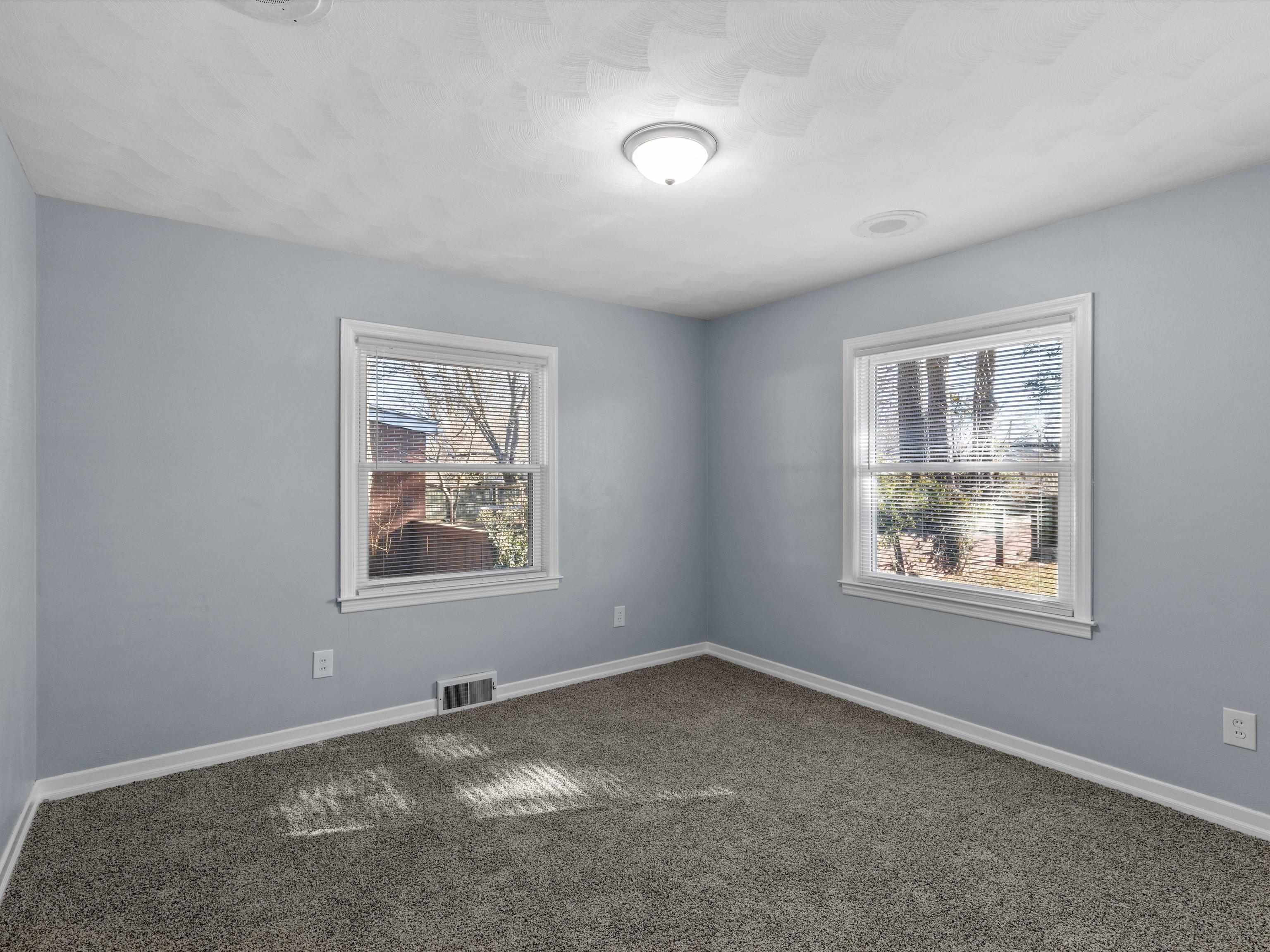 2532 York St, Owensboro, Kentucky 42301, 3 Bedrooms Bedrooms, ,2 BathroomsBathrooms,Single Family Residence,For Sale,York St,93822