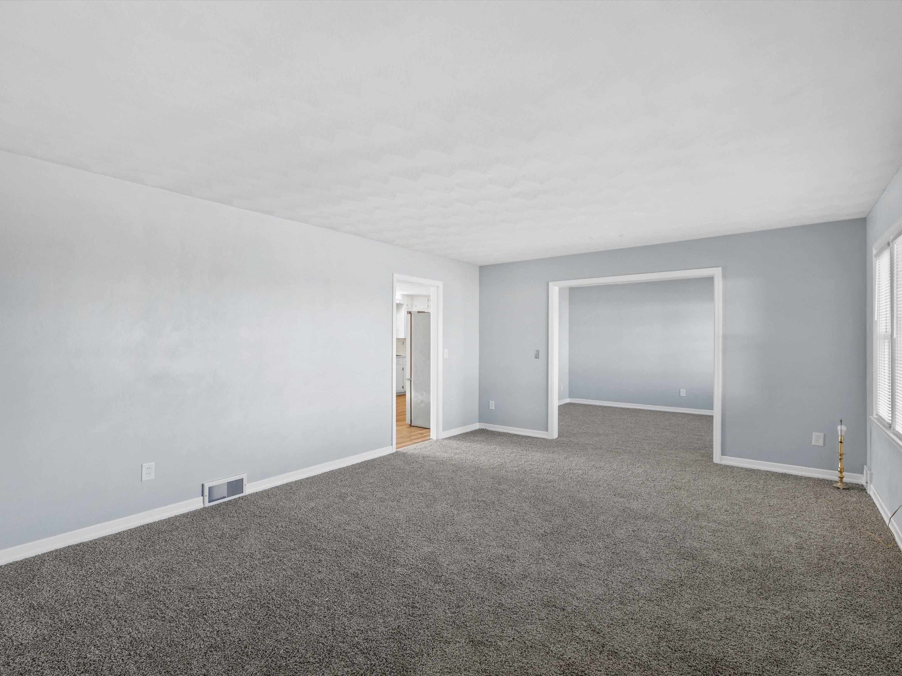 2532 York St, Owensboro, Kentucky 42301, 3 Bedrooms Bedrooms, ,2 BathroomsBathrooms,Single Family Residence,For Sale,York St,93822