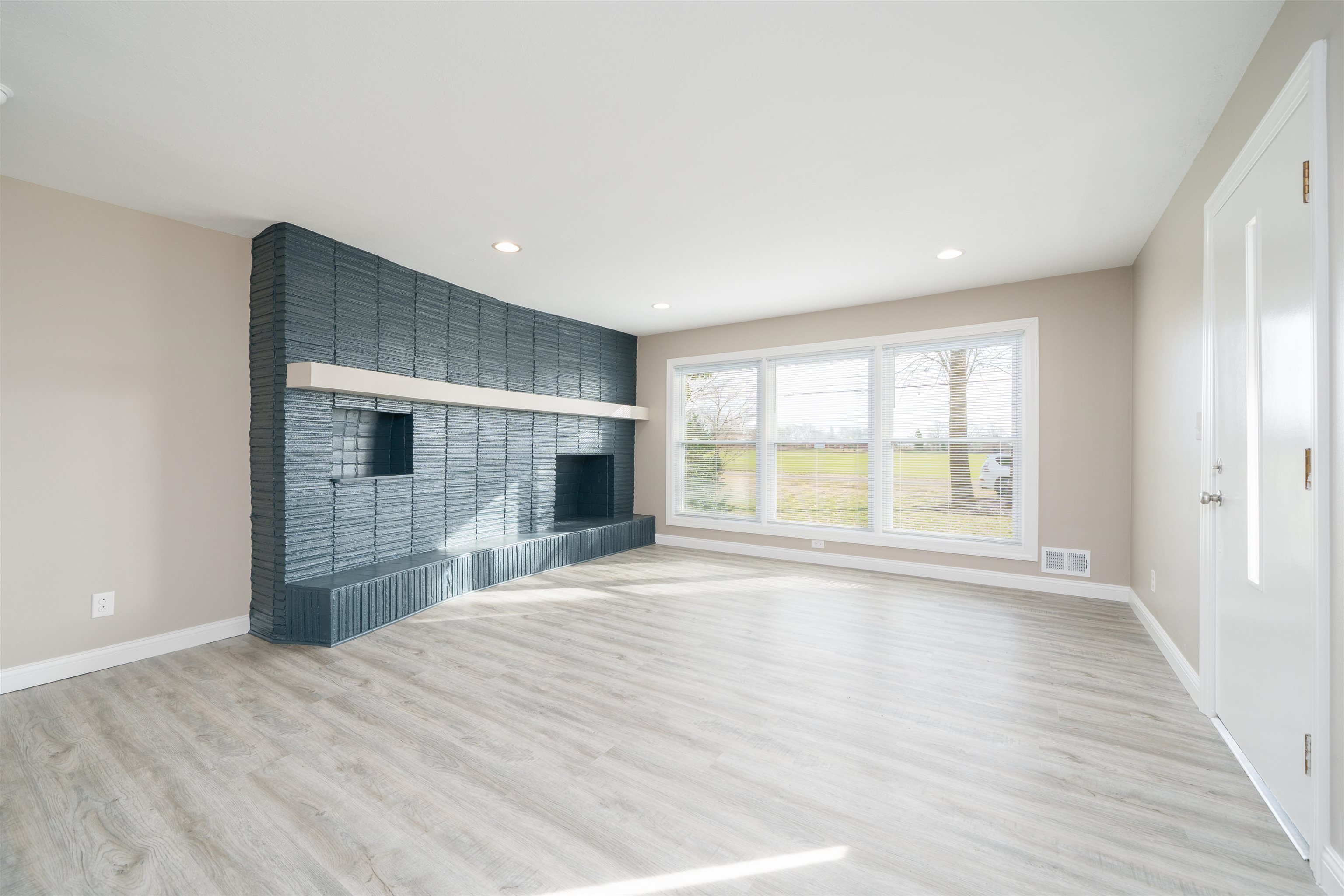 1607 Foors Lane, Owensboro, Kentucky 42303, 3 Bedrooms Bedrooms, ,2 BathroomsBathrooms,Single Family Residence,For Sale,Foors Lane,93824