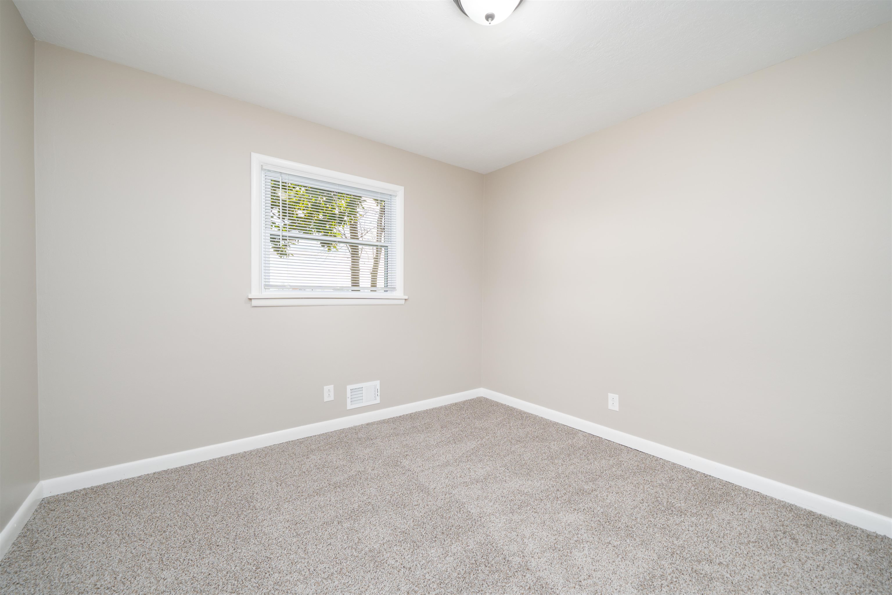 1607 Foors Lane, Owensboro, Kentucky 42303, 3 Bedrooms Bedrooms, ,2 BathroomsBathrooms,Single Family Residence,For Sale,Foors Lane,93824