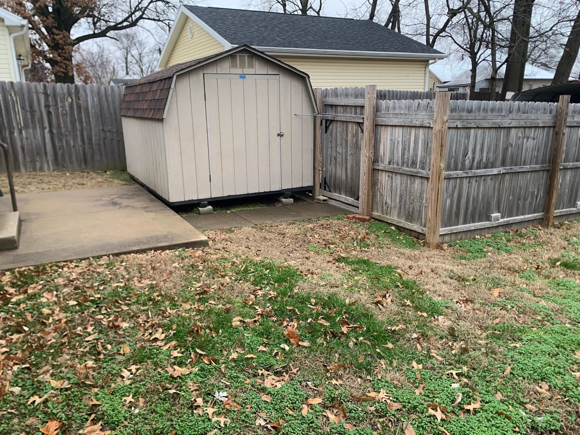 629 Clay St, Owensboro, Kentucky 42303, 2 Bedrooms Bedrooms, ,1 BathroomBathrooms,Single Family Residence,For Sale,Clay St,93825