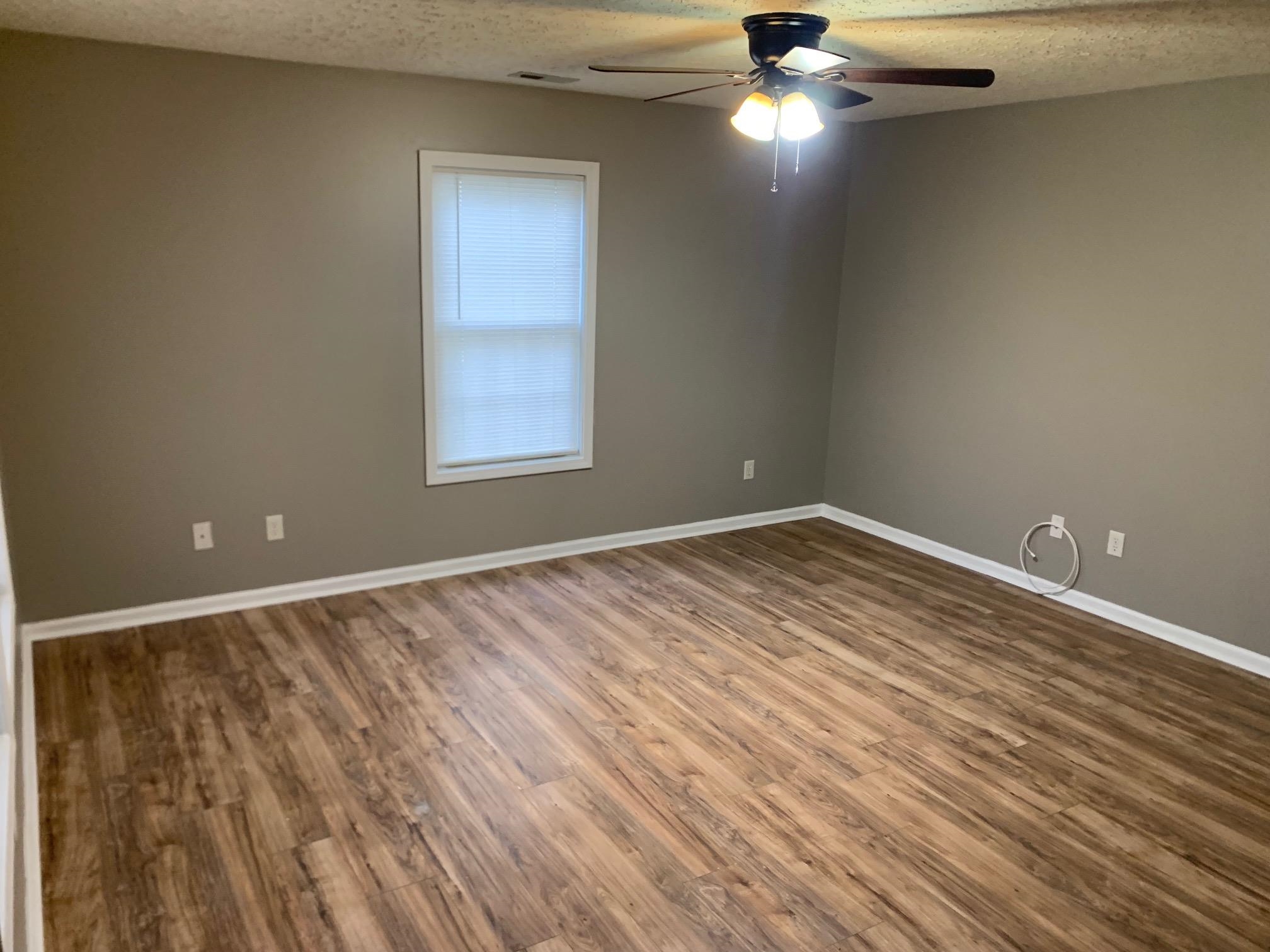 629 Clay St, Owensboro, Kentucky 42303, 2 Bedrooms Bedrooms, ,1 BathroomBathrooms,Single Family Residence,For Sale,Clay St,93825