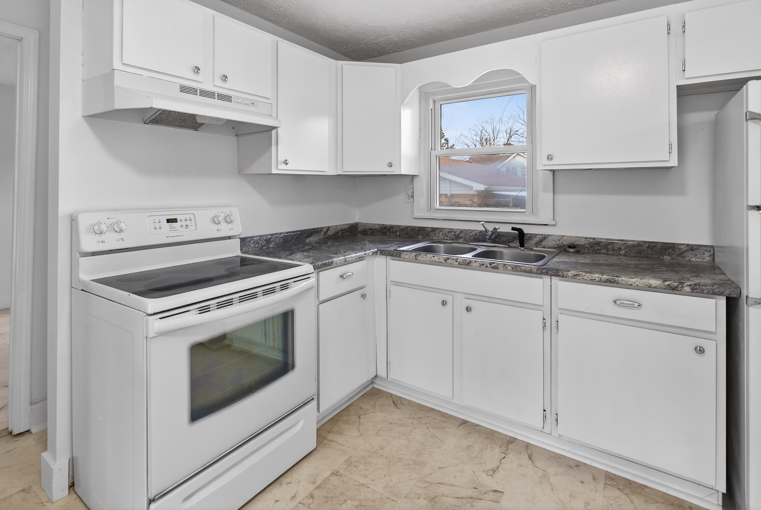 508 Mose Rager Blvd, Drakesboro, Kentucky 42337, 4 Bedrooms Bedrooms, ,2 BathroomsBathrooms,Single Family Residence,For Sale,Mose Rager Blvd,93828