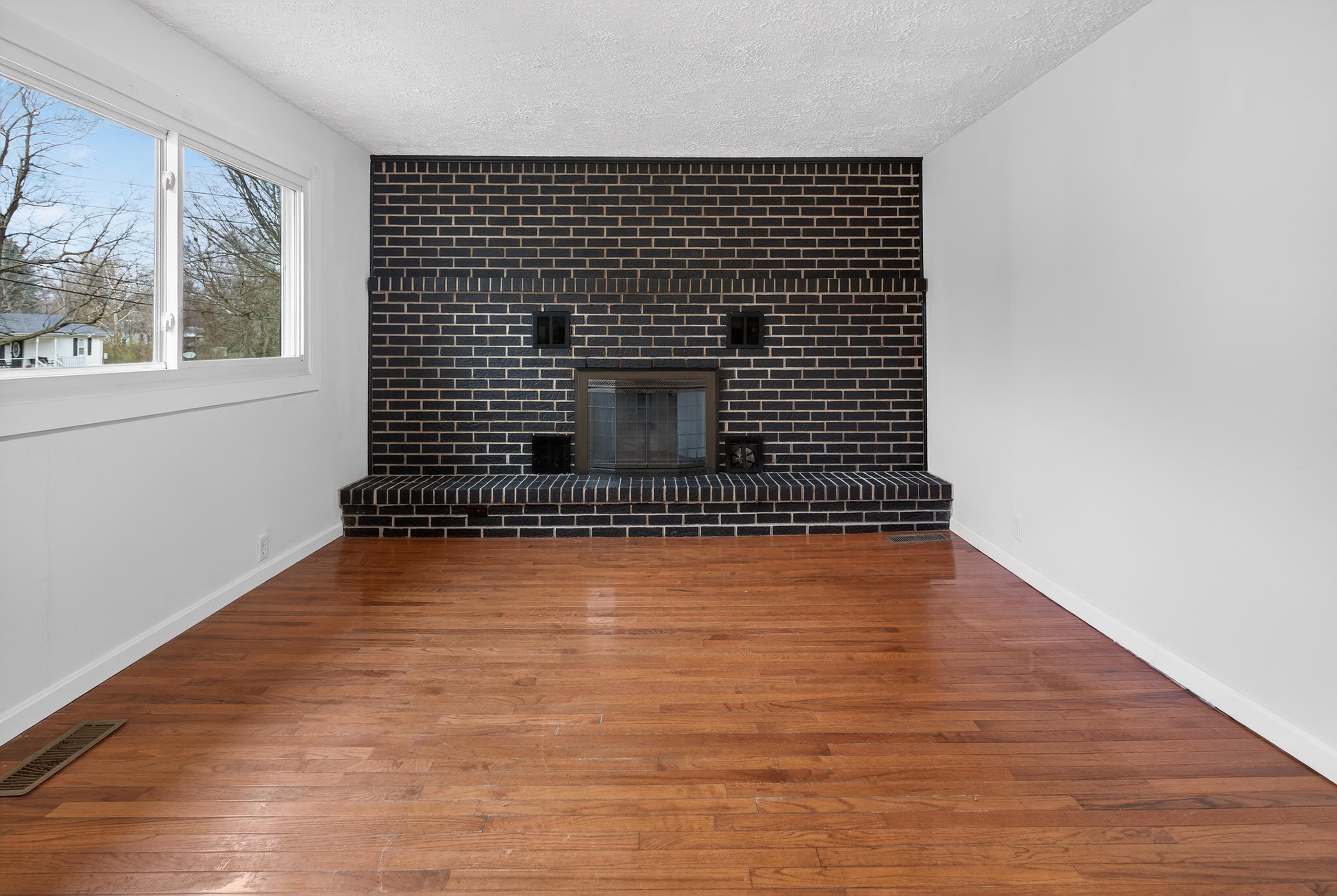 508 Mose Rager Blvd, Drakesboro, Kentucky 42337, 4 Bedrooms Bedrooms, ,2 BathroomsBathrooms,Single Family Residence,For Sale,Mose Rager Blvd,93828