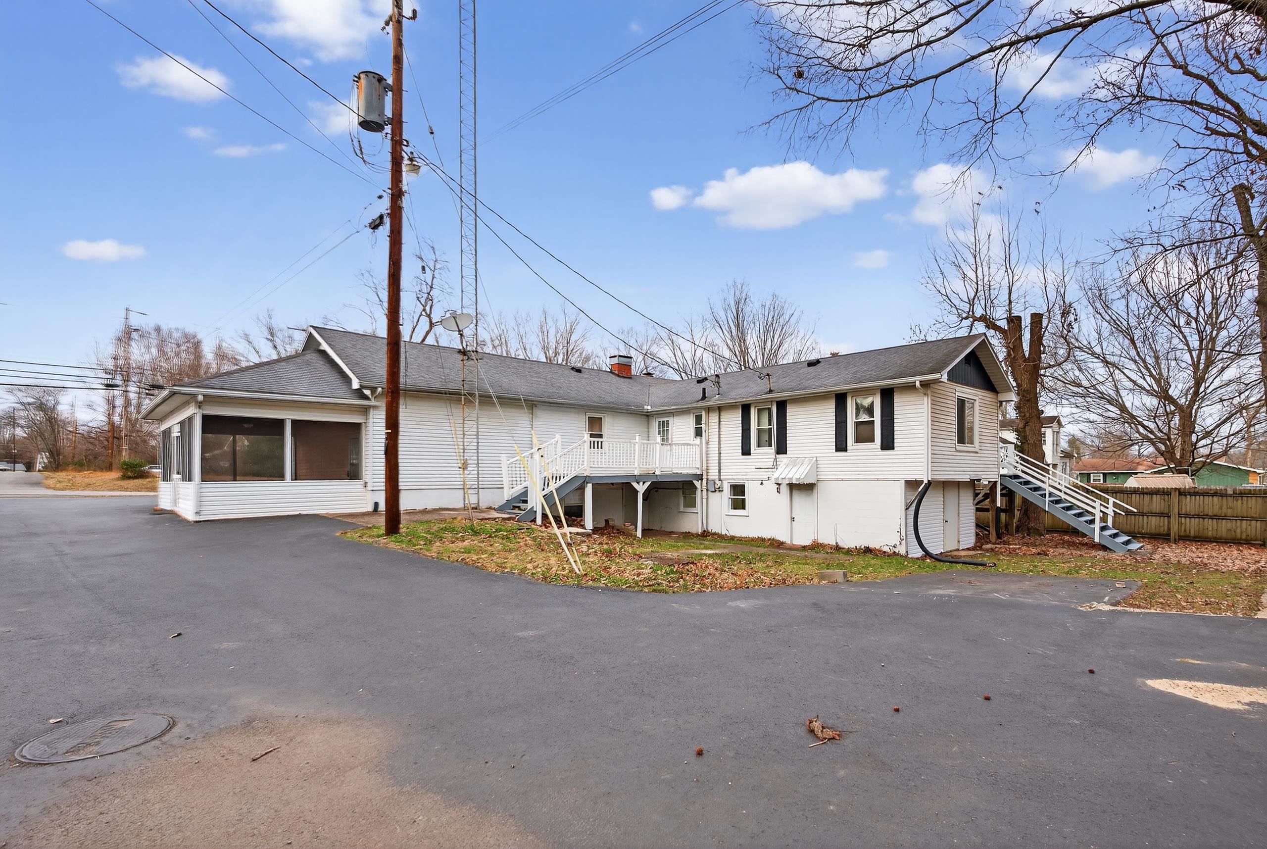 508 Mose Rager Blvd, Drakesboro, Kentucky 42337, 4 Bedrooms Bedrooms, ,2 BathroomsBathrooms,Single Family Residence,For Sale,Mose Rager Blvd,93828