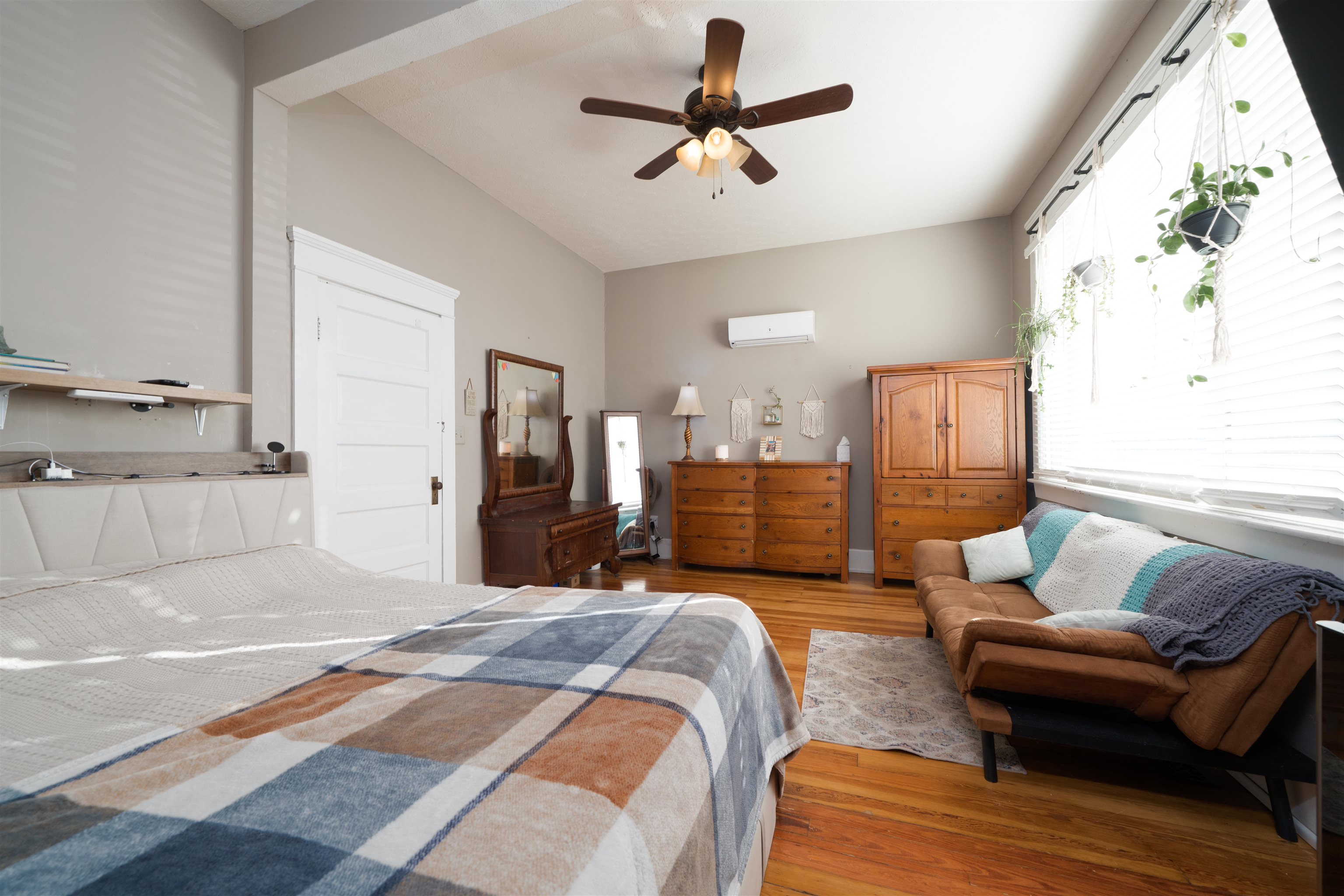 103 West 19th St, Owensboro, Kentucky 42303, 3 Bedrooms Bedrooms, ,2 BathroomsBathrooms,Single Family Residence,For Sale,West 19th St,93831