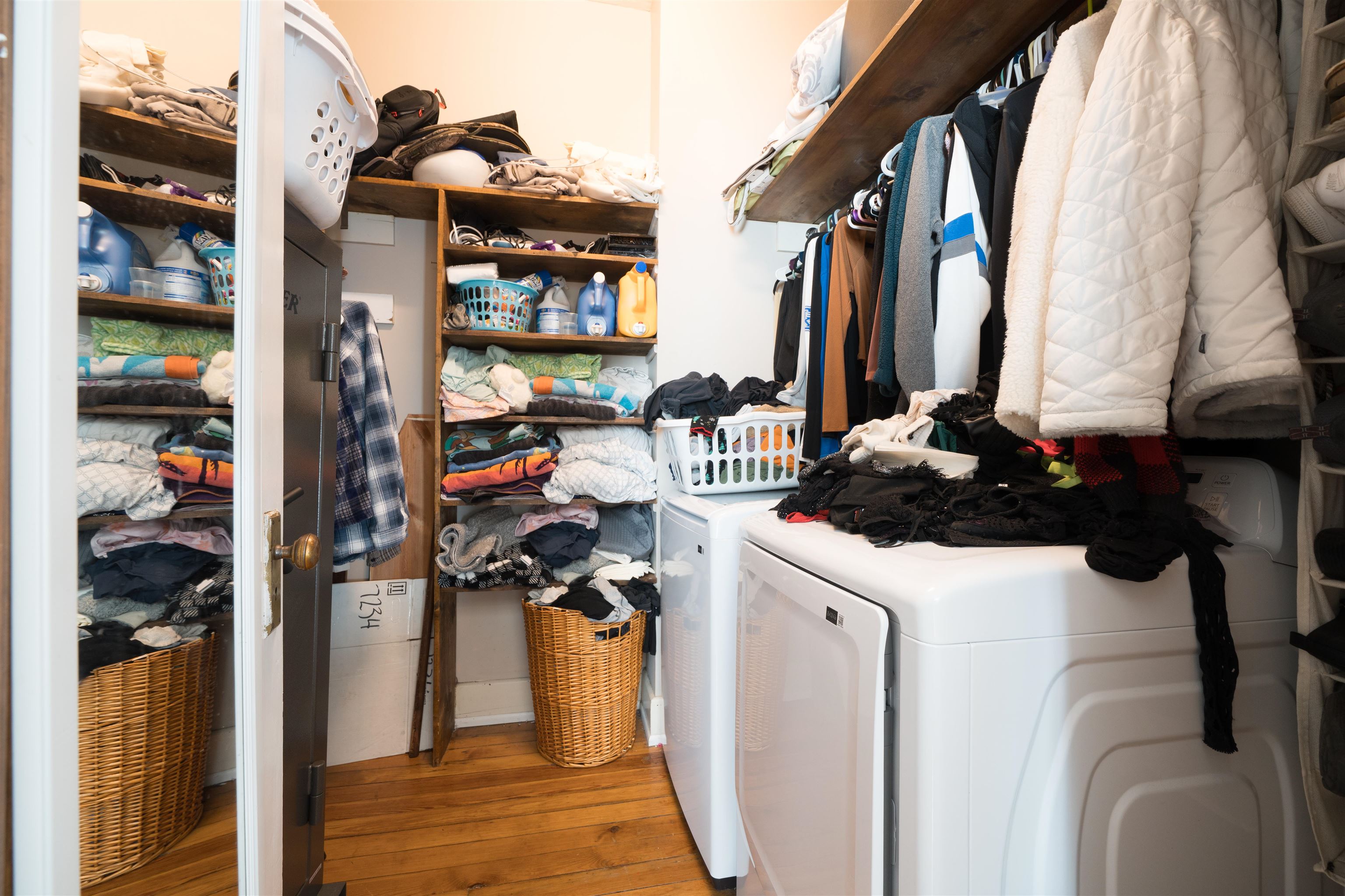 103 West 19th St, Owensboro, Kentucky 42303, 3 Bedrooms Bedrooms, ,2 BathroomsBathrooms,Single Family Residence,For Sale,West 19th St,93831