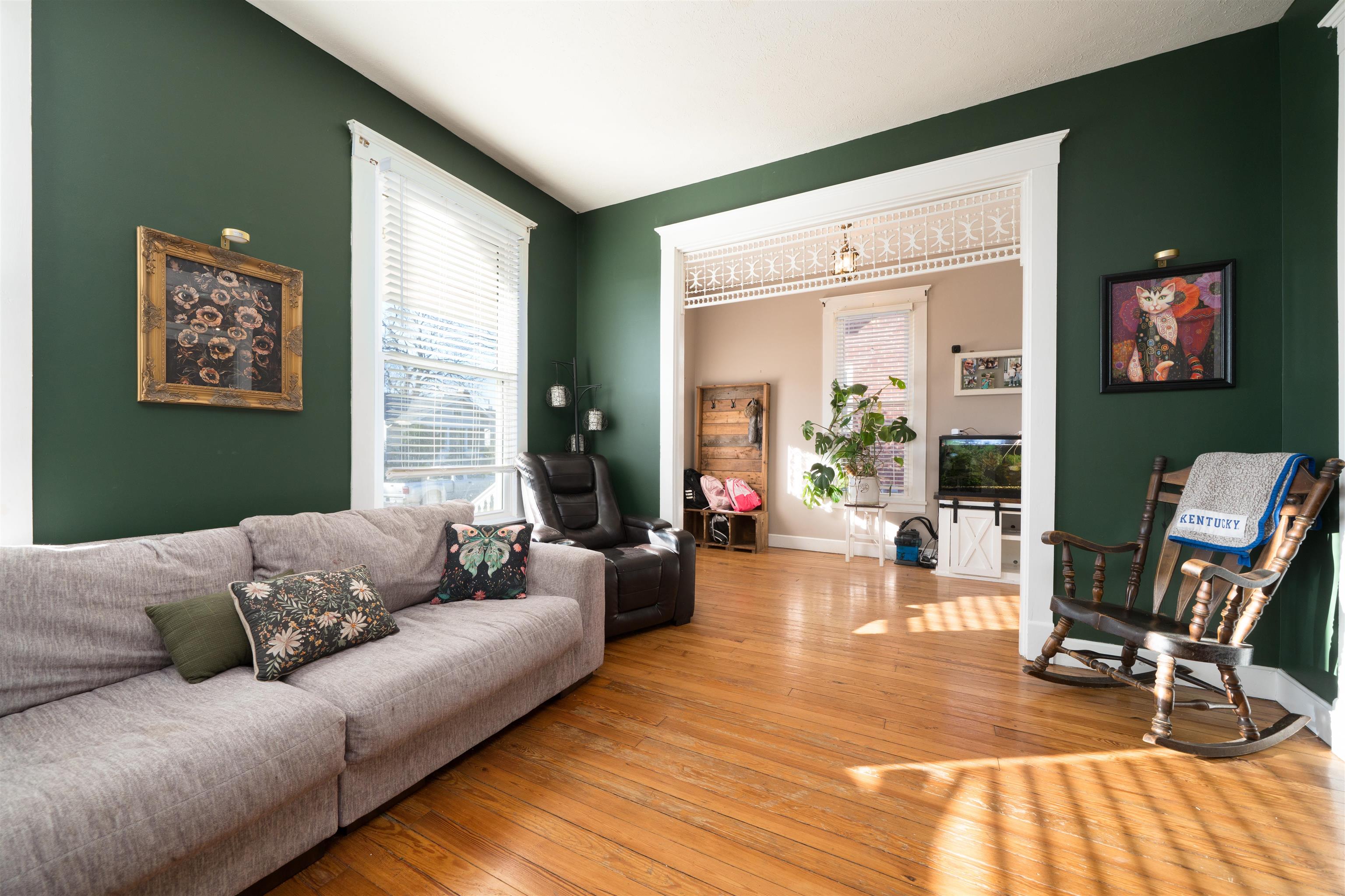 103 West 19th St, Owensboro, Kentucky 42303, 3 Bedrooms Bedrooms, ,2 BathroomsBathrooms,Single Family Residence,For Sale,West 19th St,93831