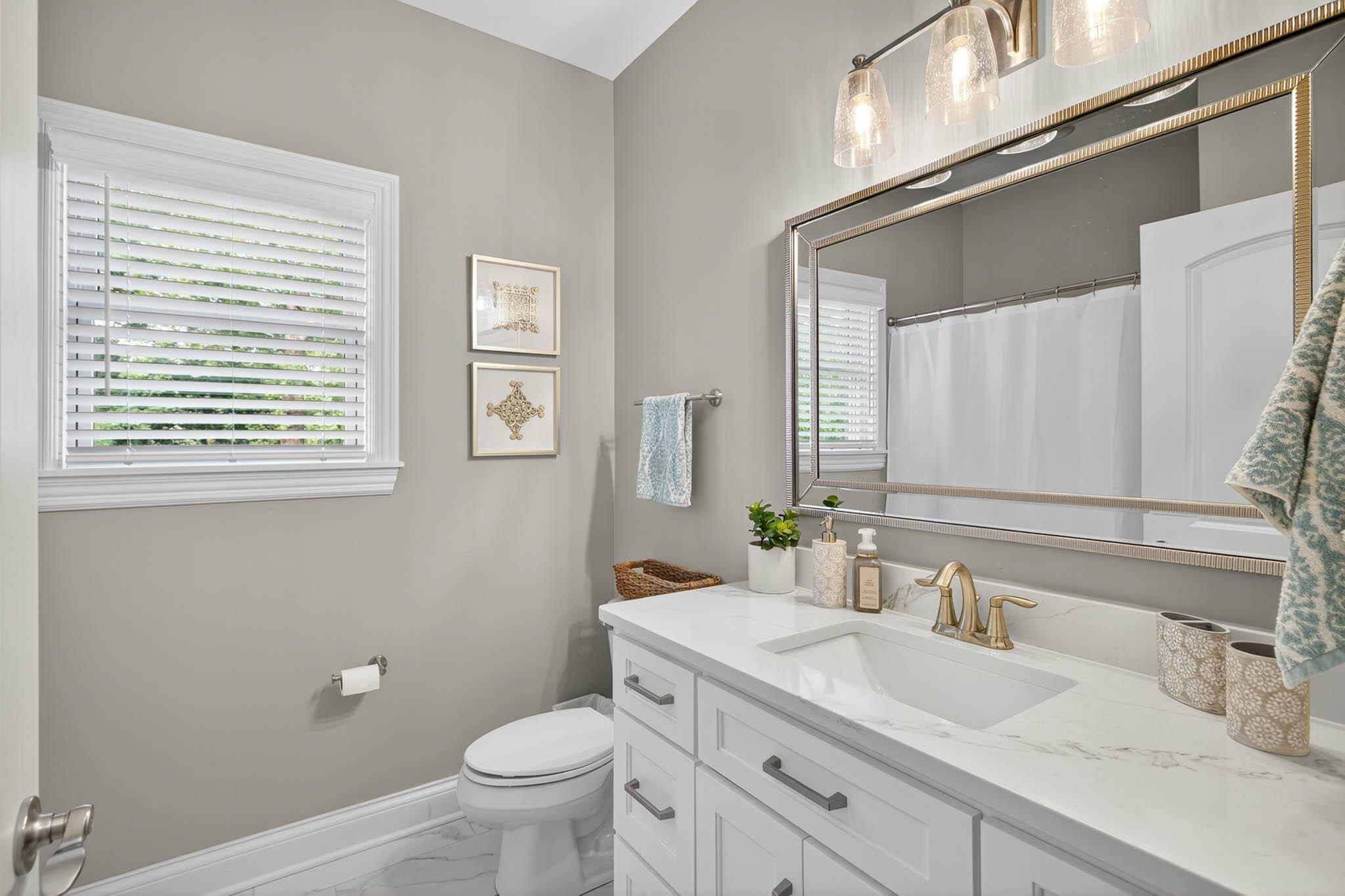 6613 Barcroft Dr, Owensboro, Kentucky 42303, 6 Bedrooms Bedrooms, ,3 BathroomsBathrooms,Single Family Residence,For Sale,Barcroft Dr,93837