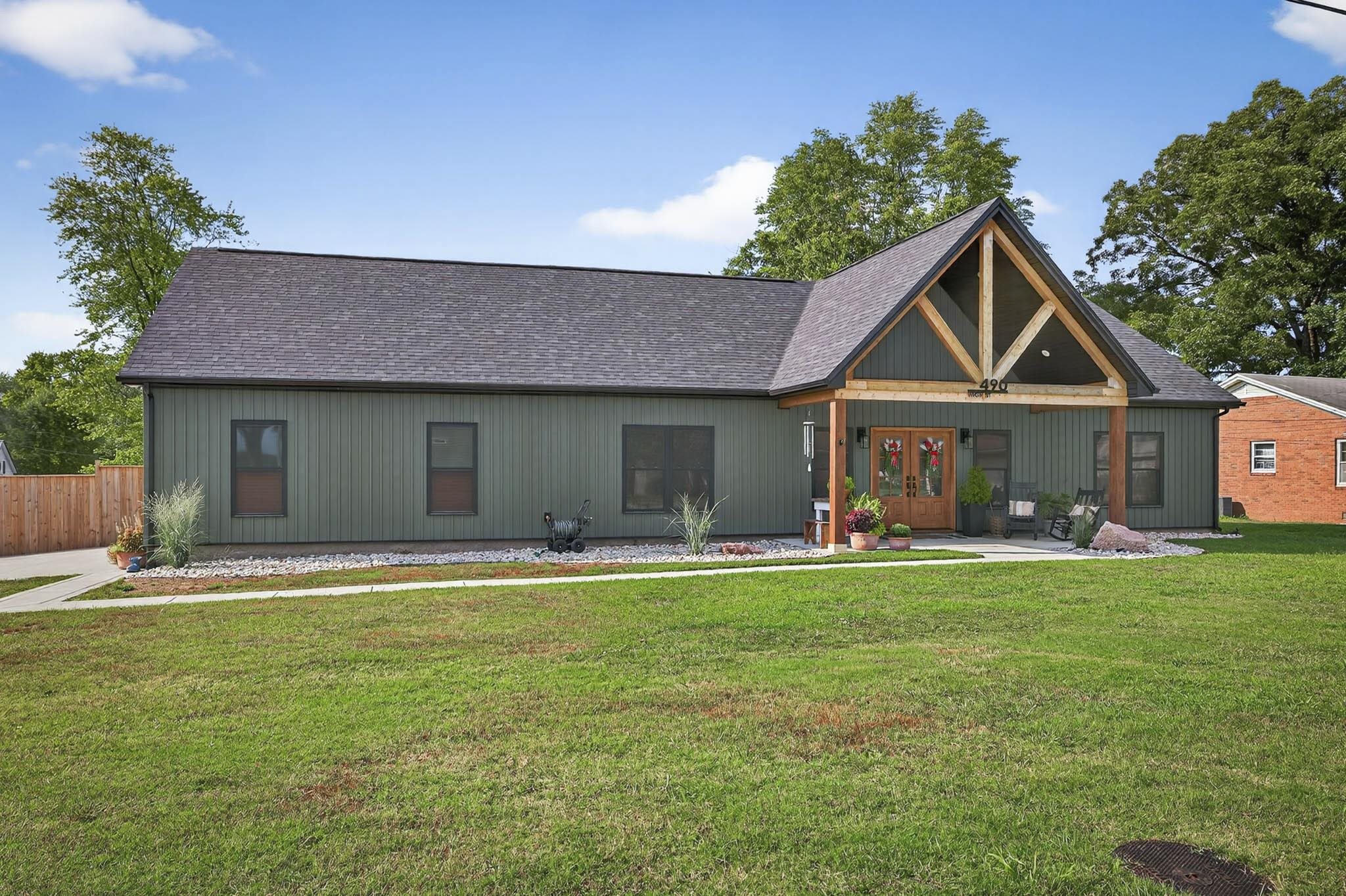 490 High Street, Lewisport, Kentucky 42351, 3 Bedrooms Bedrooms, ,2 BathroomsBathrooms,Single Family Residence,For Sale,High Street,93841