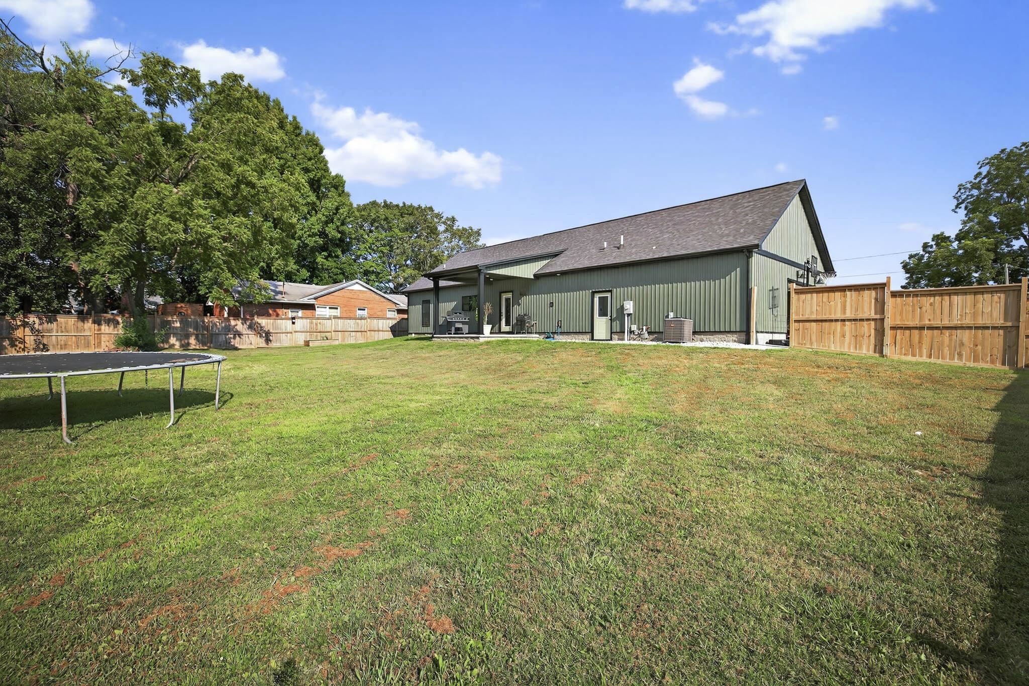 490 High Street, Lewisport, Kentucky 42351, 3 Bedrooms Bedrooms, ,2 BathroomsBathrooms,Single Family Residence,For Sale,High Street,93841