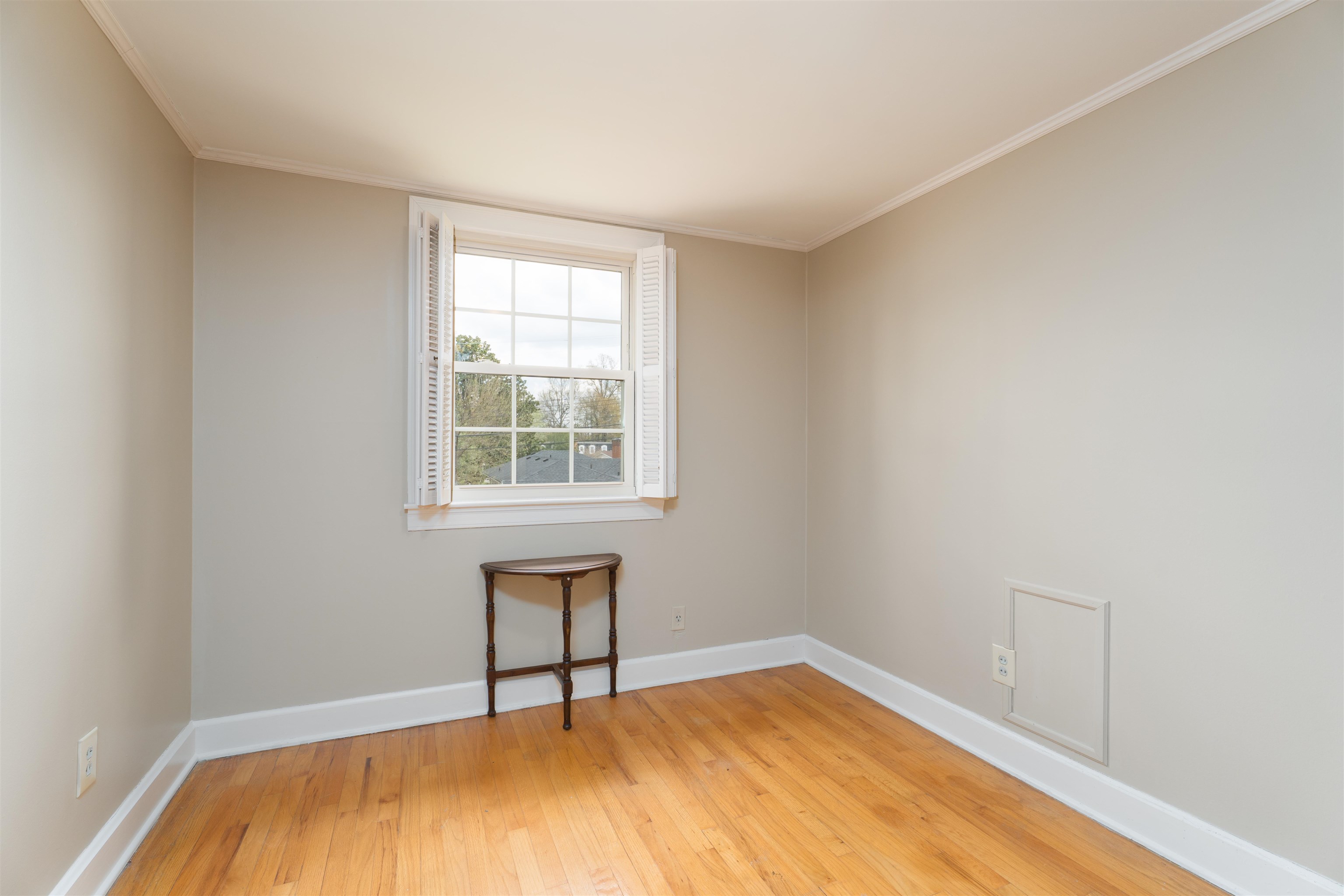 2931 Frederica Street, Owensboro, Kentucky 42303, 4 Bedrooms Bedrooms, ,2 BathroomsBathrooms,Single Family Residence,For Sale,Frederica Street,93842