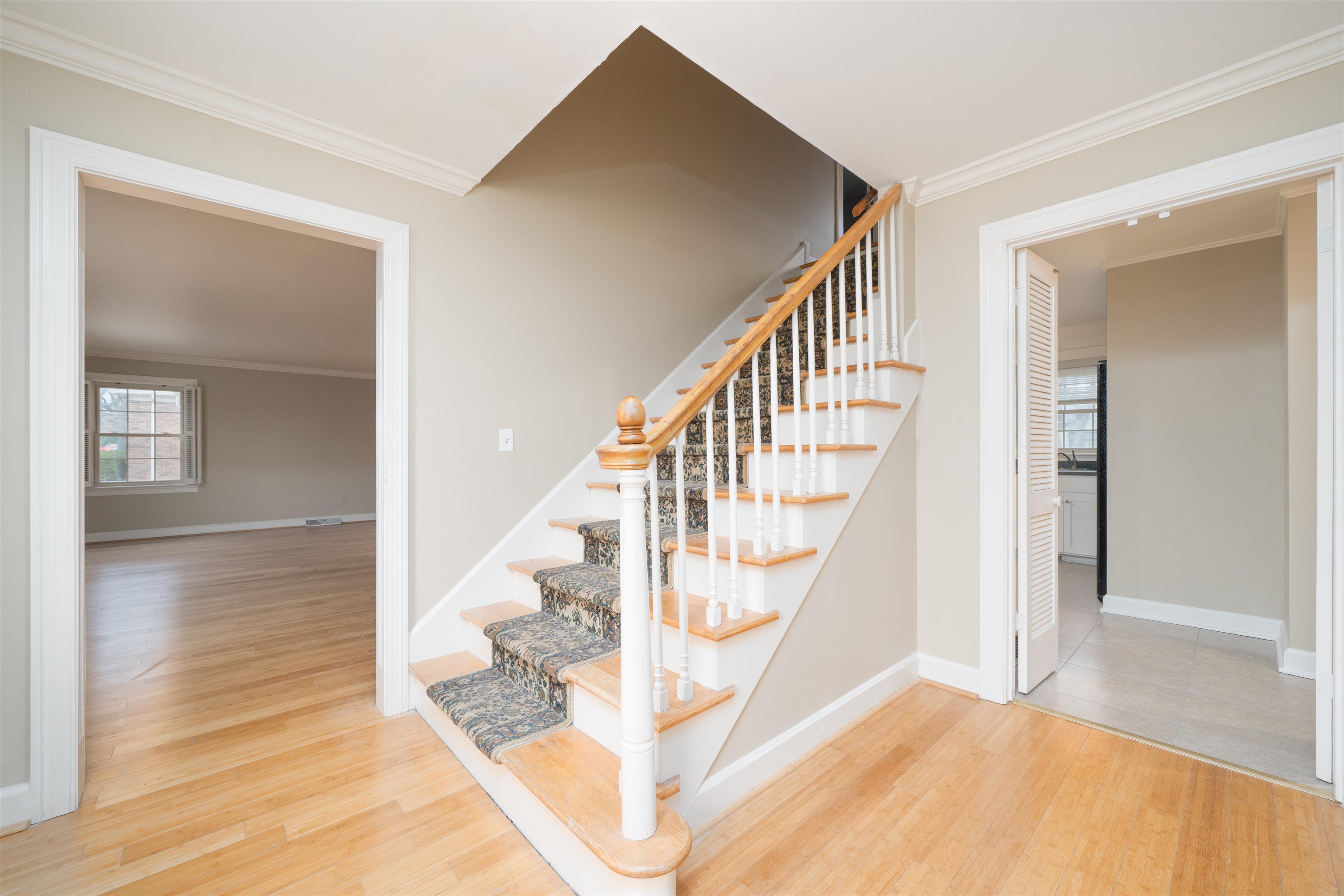 2931 Frederica Street, Owensboro, Kentucky 42303, 4 Bedrooms Bedrooms, ,2 BathroomsBathrooms,Single Family Residence,For Sale,Frederica Street,93842