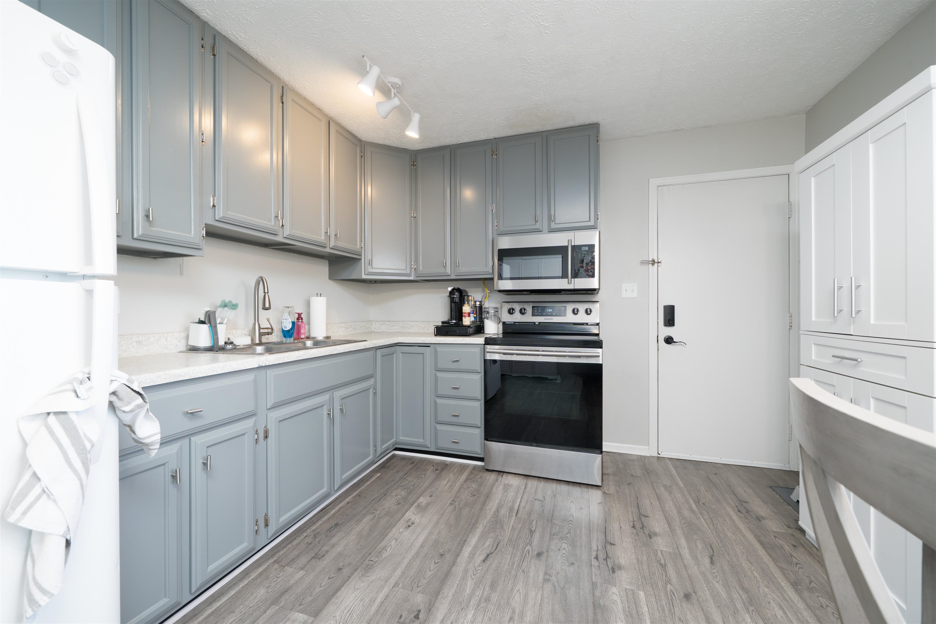 1305 Cherry Ln, Beaver Dam, Kentucky 42320, 3 Bedrooms Bedrooms, ,2 BathroomsBathrooms,Single Family Residence,For Sale,Cherry Ln,93850