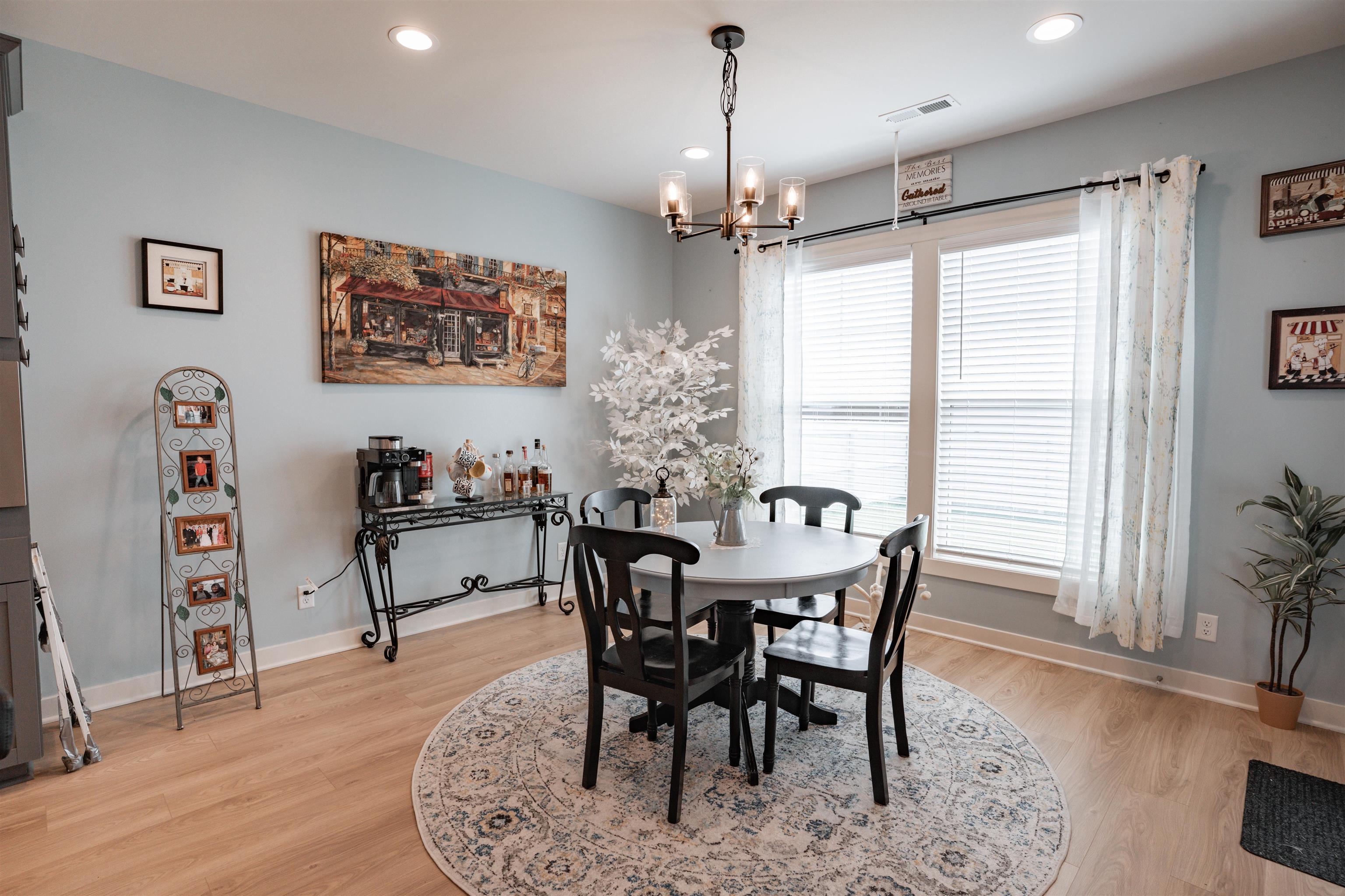 4122 Pinta Dr, Owensboro, Kentucky 42301, 3 Bedrooms Bedrooms, ,2 BathroomsBathrooms,Single Family Residence,For Sale,Pinta Dr,93853