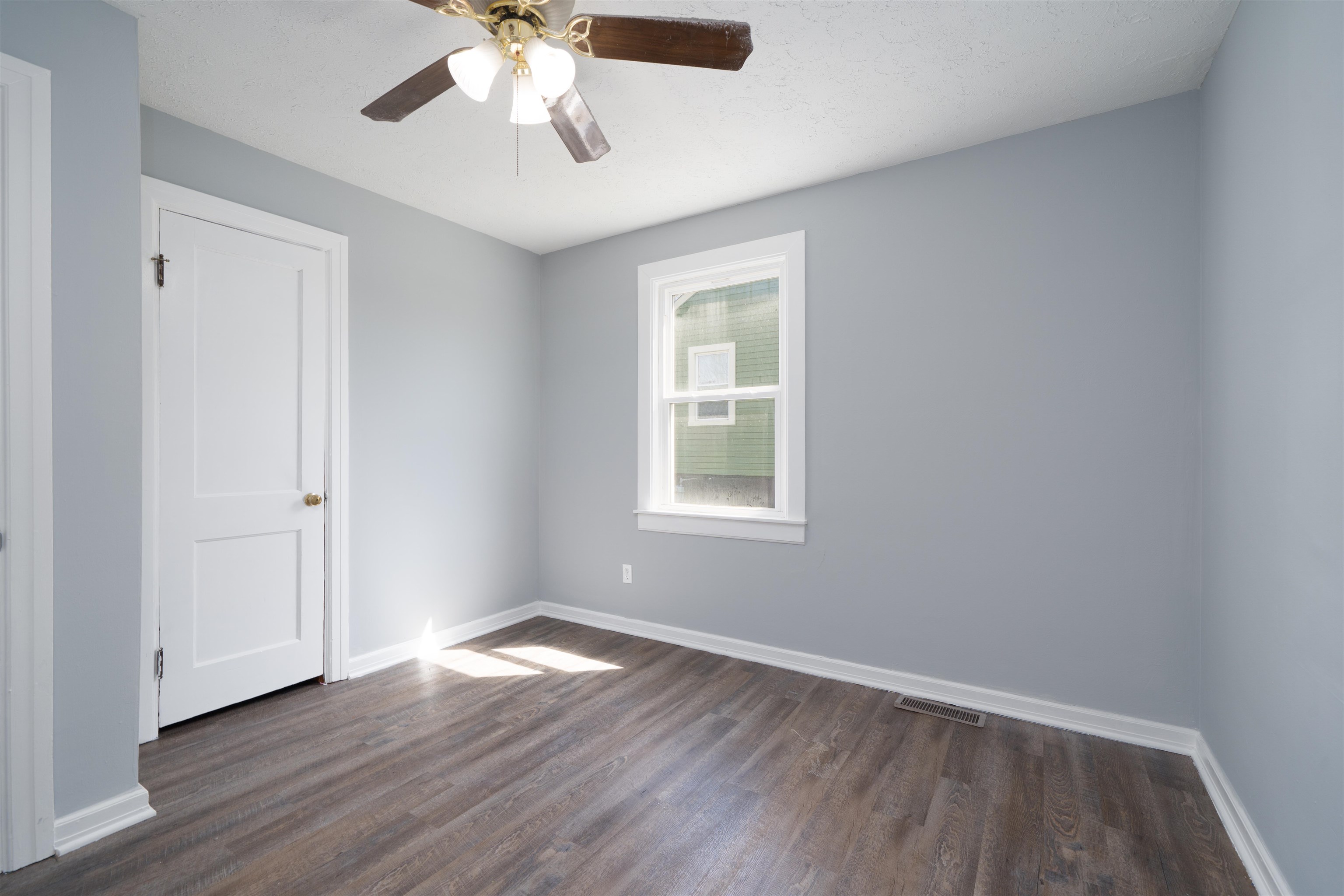 2614 Victory Ct, Owensboro, Kentucky 42303, 3 Bedrooms Bedrooms, ,1 BathroomBathrooms,Single Family Residence,For Sale,Victory Ct,93856