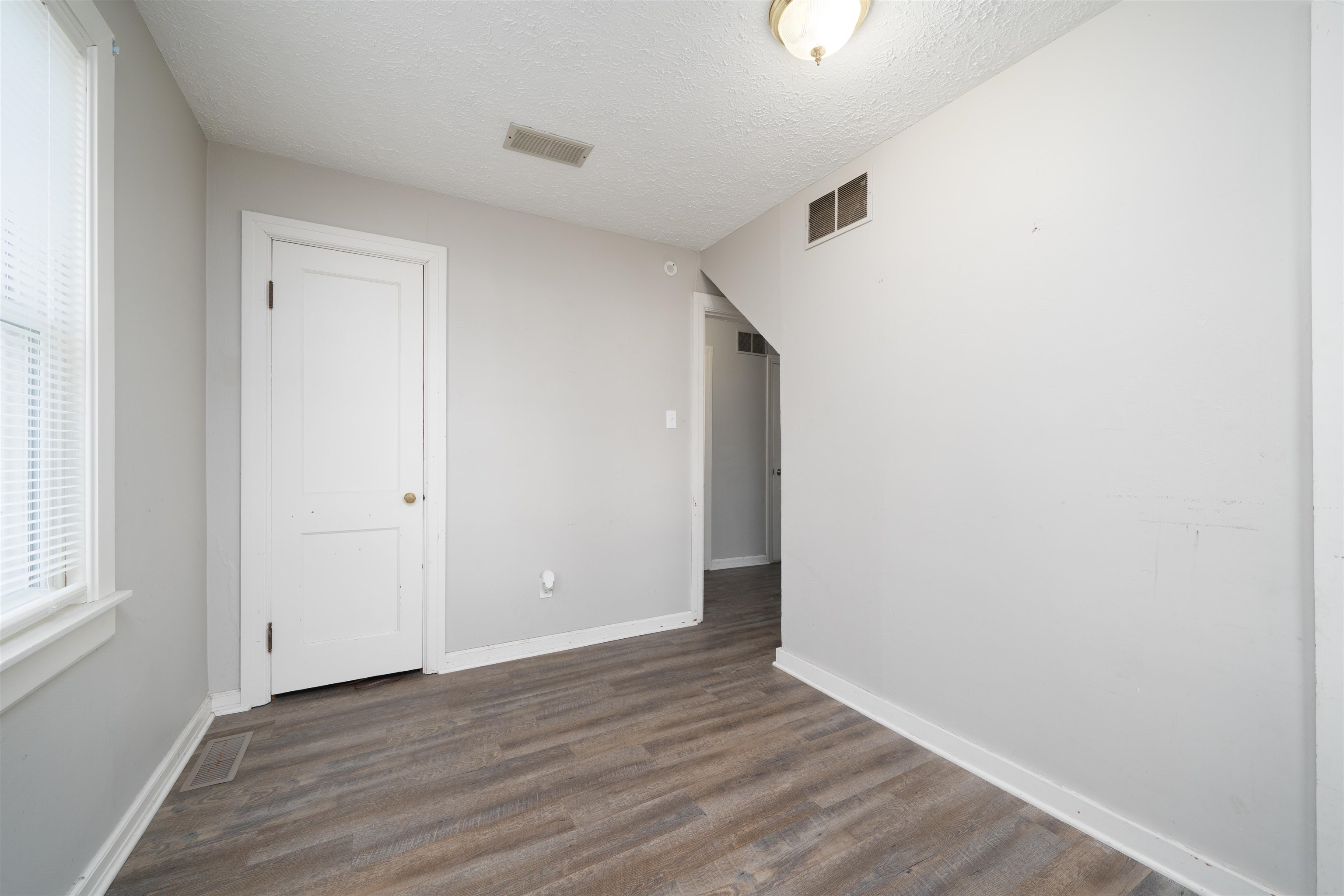 2614 Victory Ct, Owensboro, Kentucky 42303, 3 Bedrooms Bedrooms, ,1 BathroomBathrooms,Single Family Residence,For Sale,Victory Ct,93856